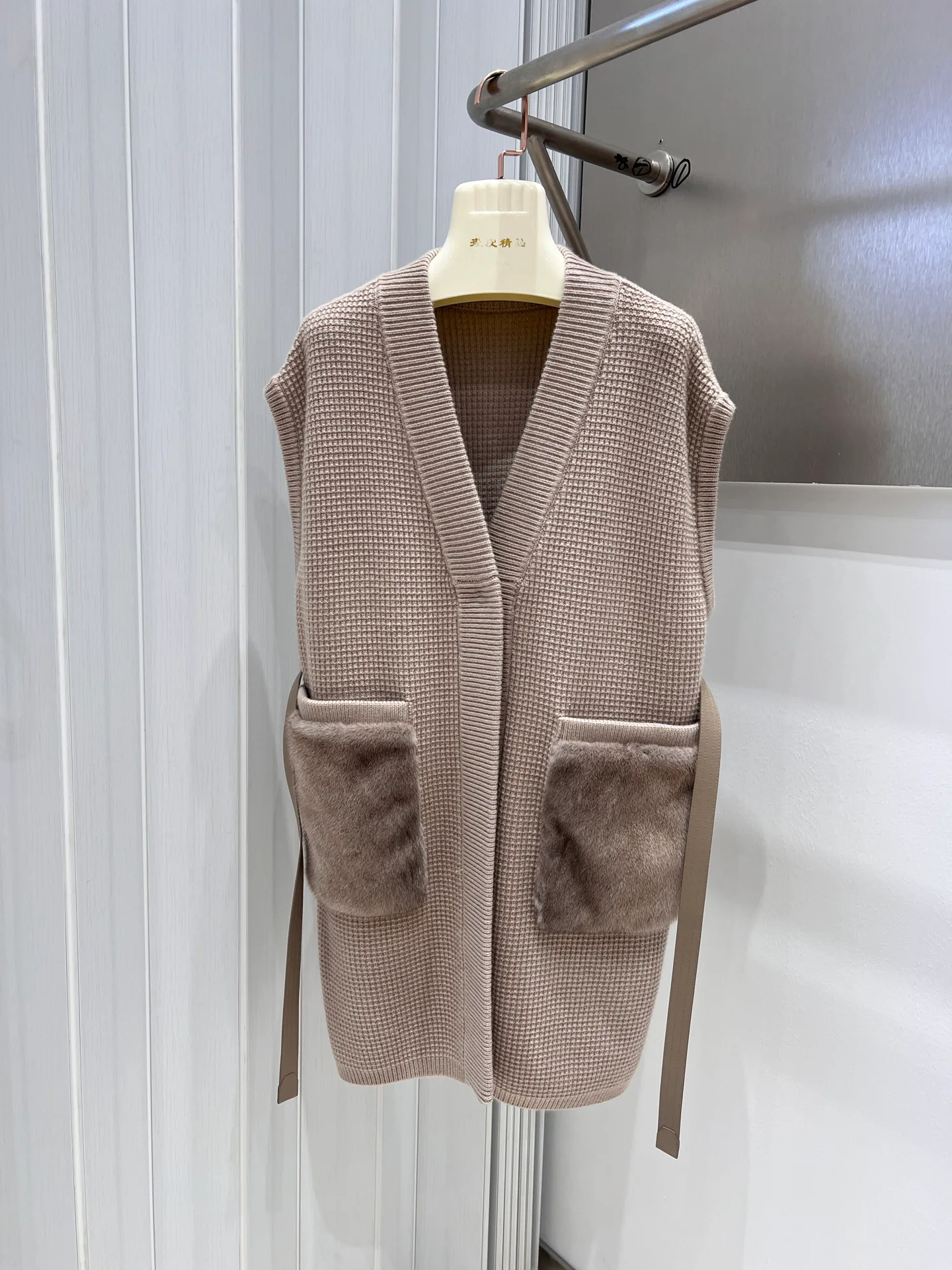 Women's Vests LORO PIANA 18017098