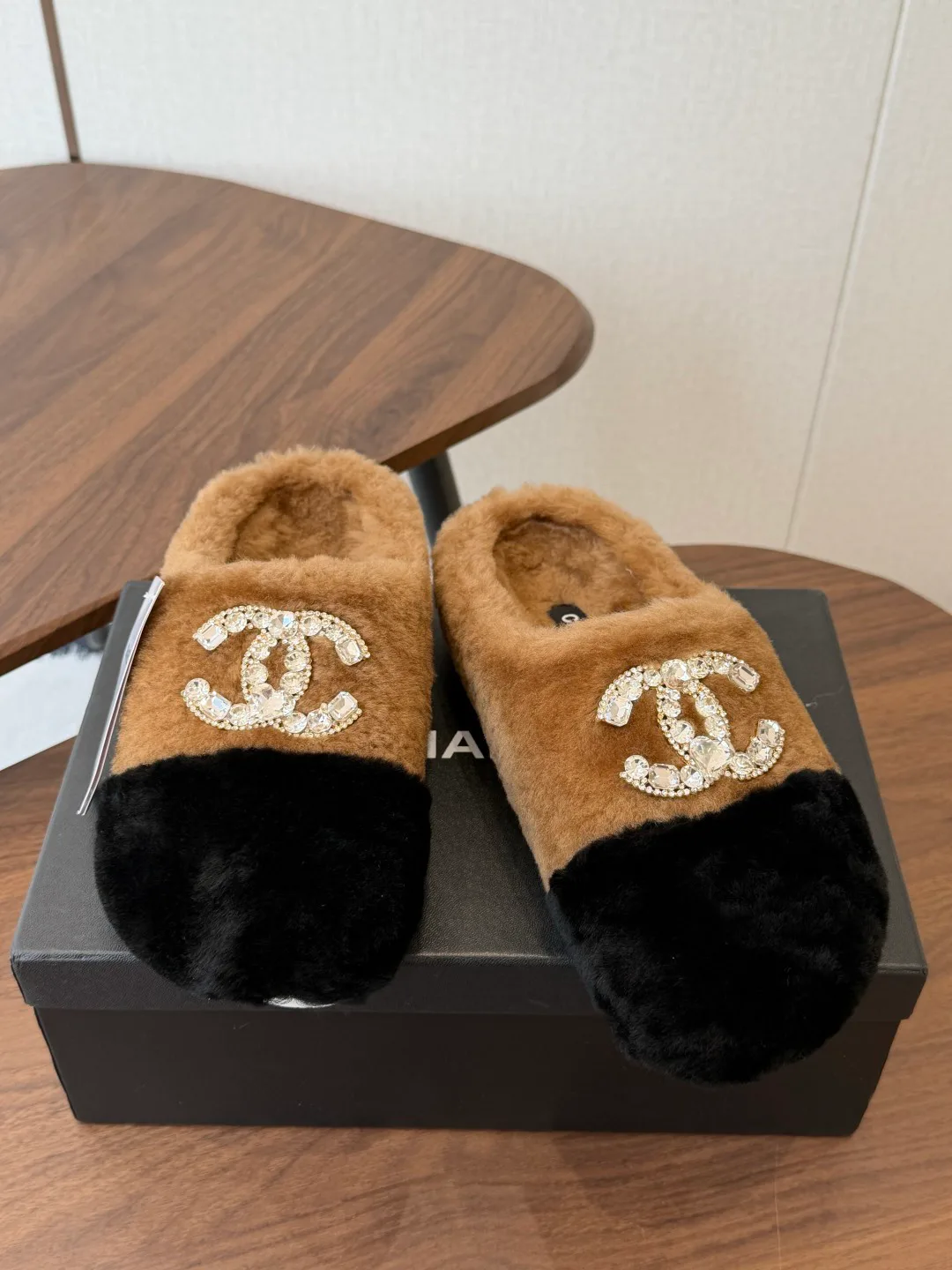 Women's Slippers CHANEL 19587122