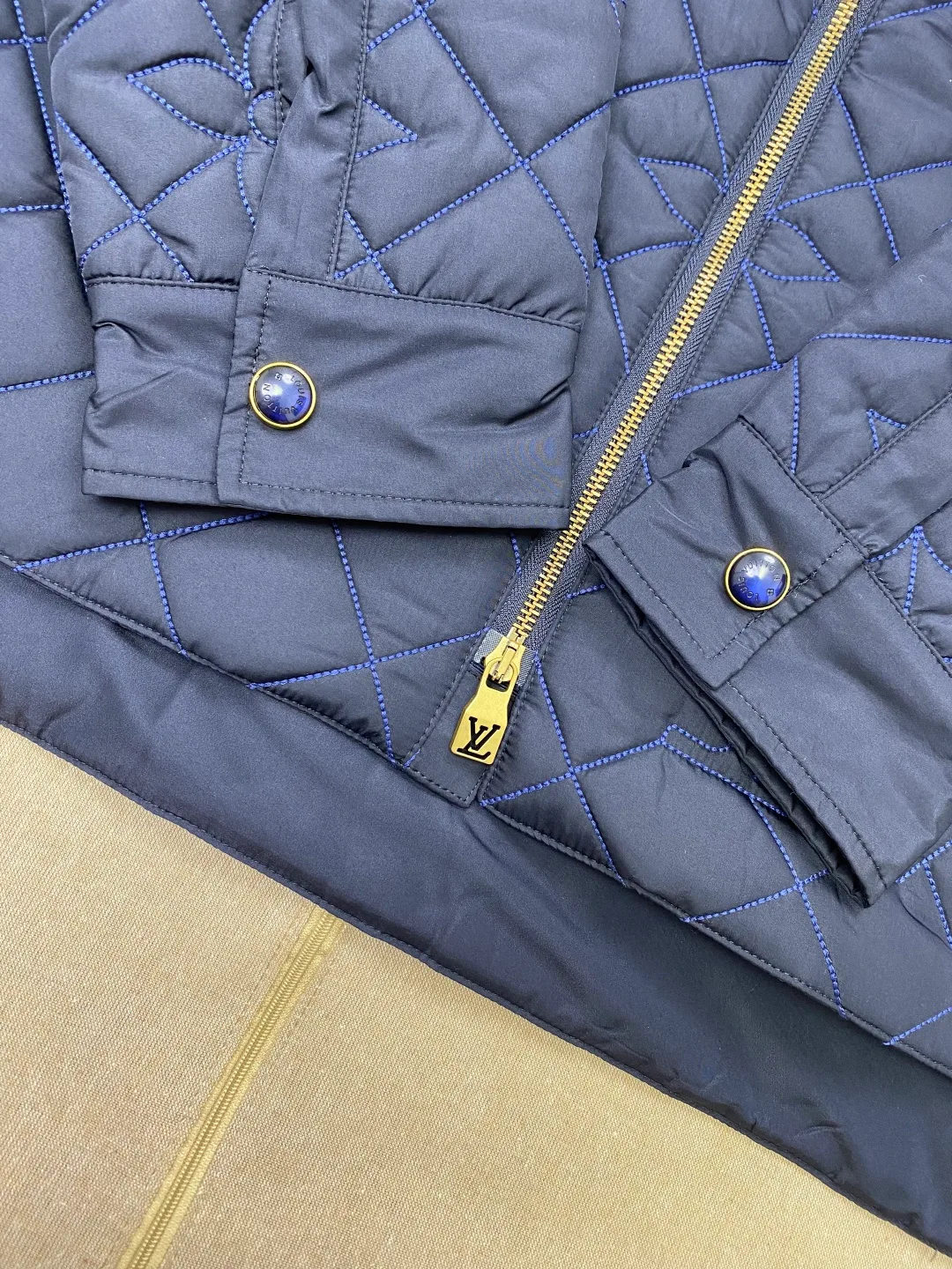 Men's Jackets And Down Jackets LOUIS VUITTON 18545020