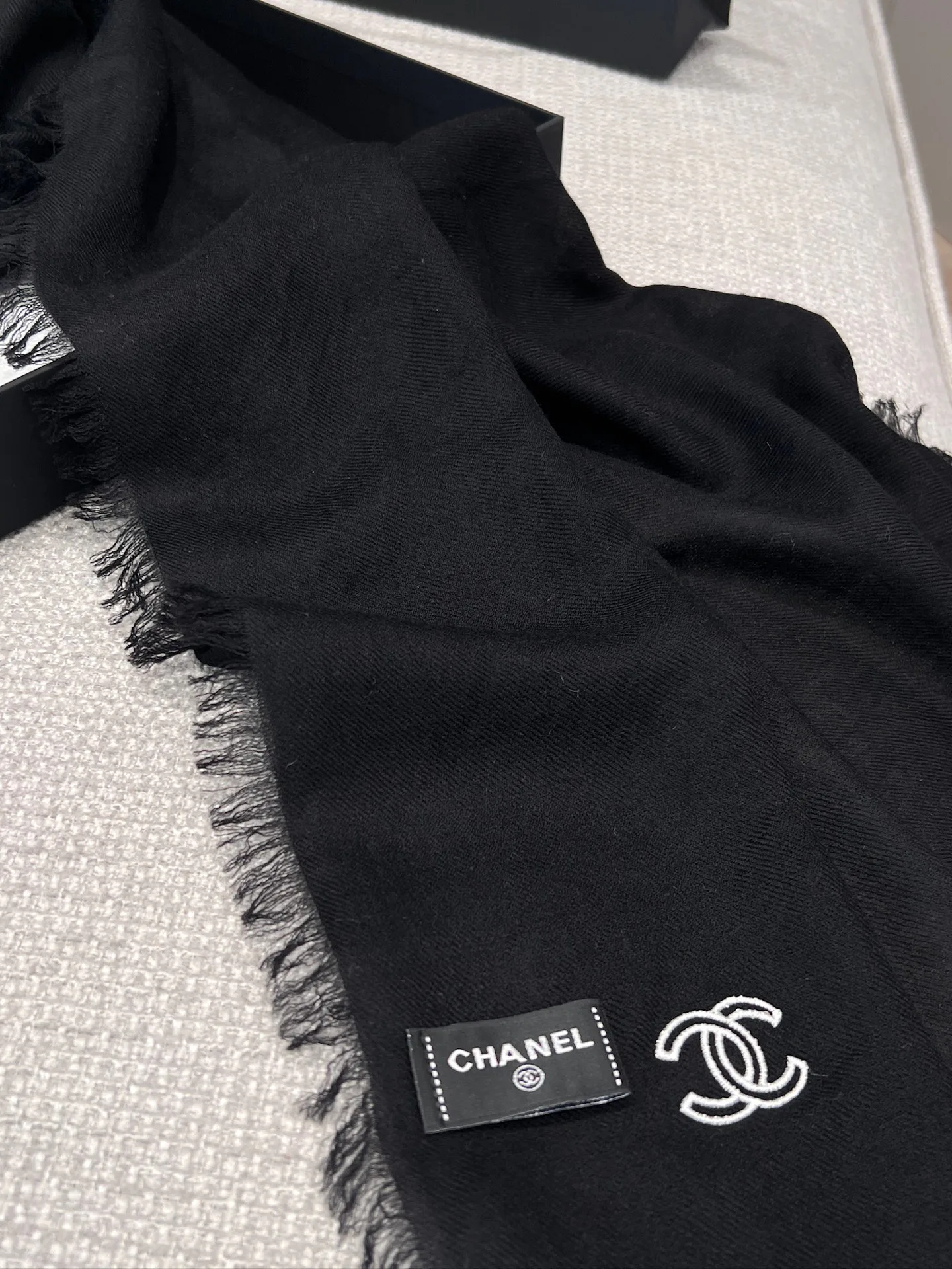 Scarves CHANEL 18141119