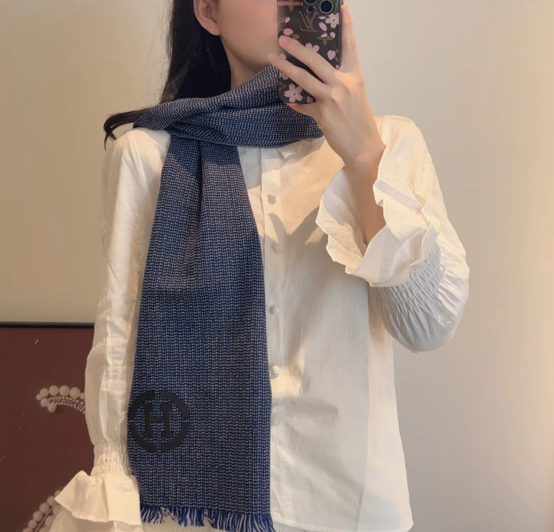 Scarves HERMES 18003472