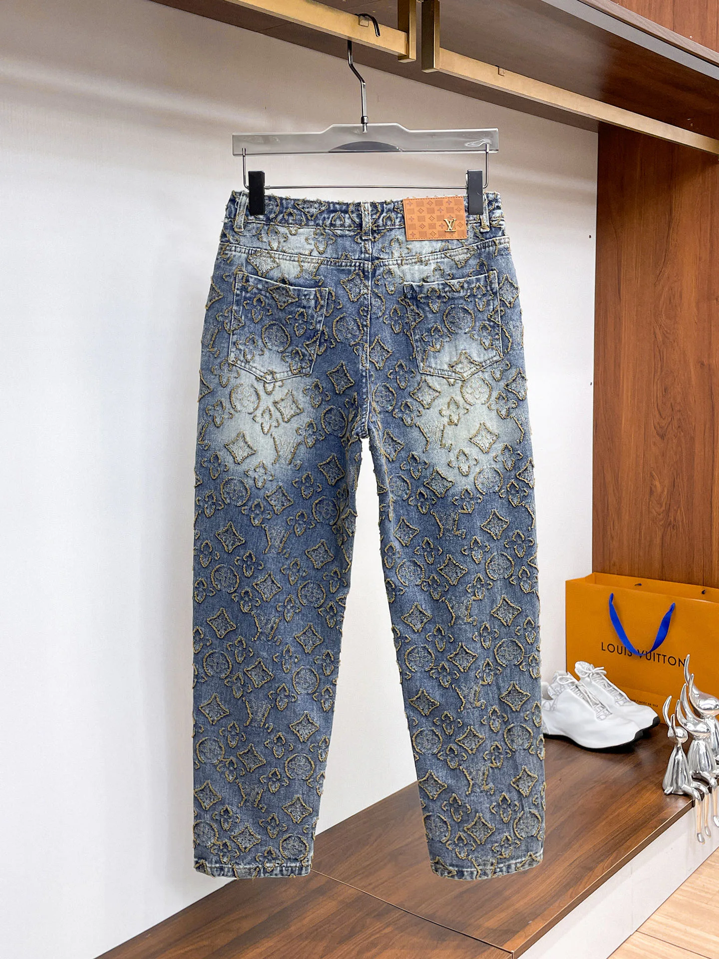 Men's Jeans LOUIS VUITTON 18345642