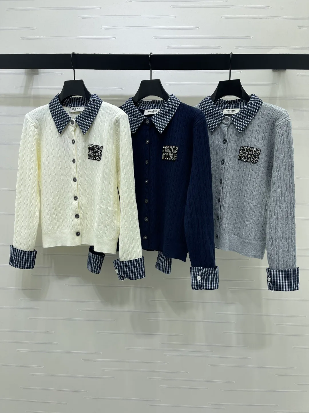 Women's Jumpers And Sweaters MIU MIU 17737734