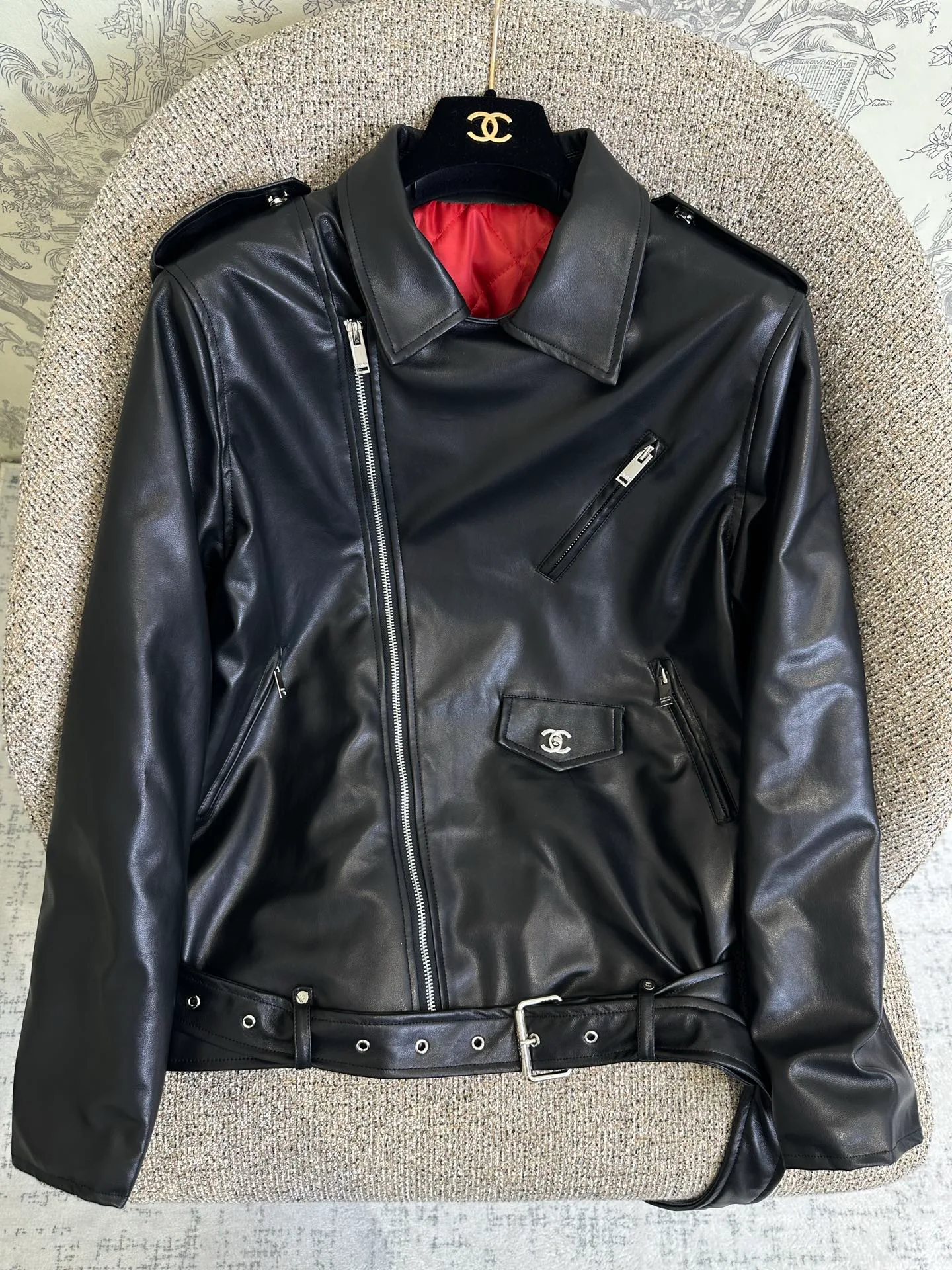 Women's Leather Jackets And Sheepskin Coats CHANEL 18138522