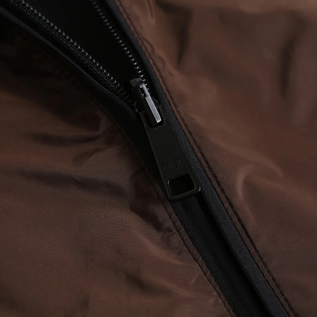 Men's Jackets And Down Jackets PRADA 18232310