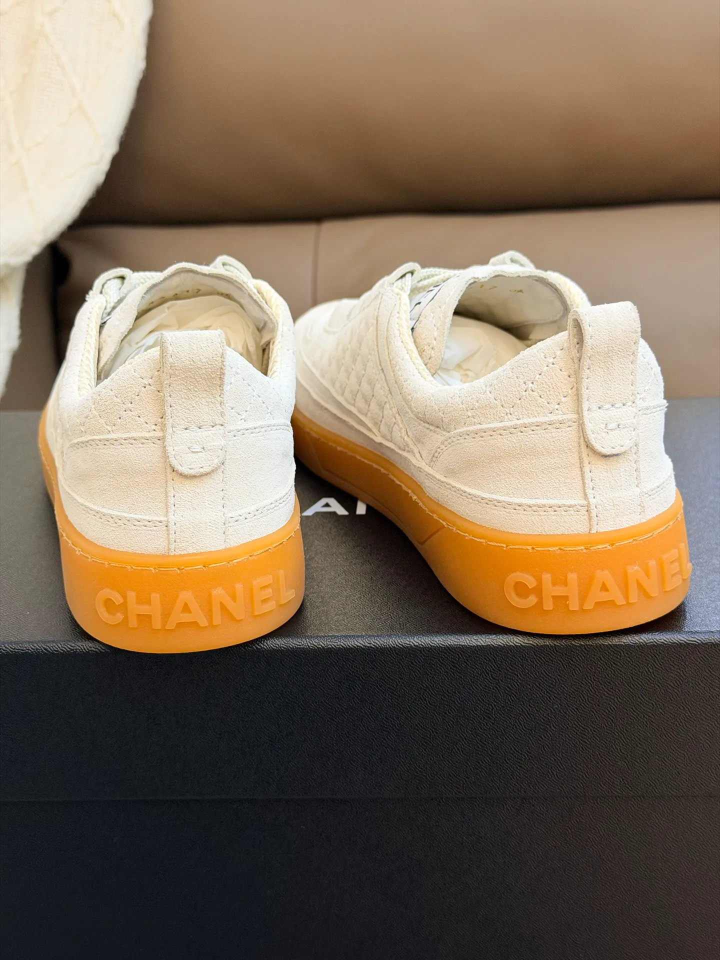 Women's Sneakers CHANEL 17510622