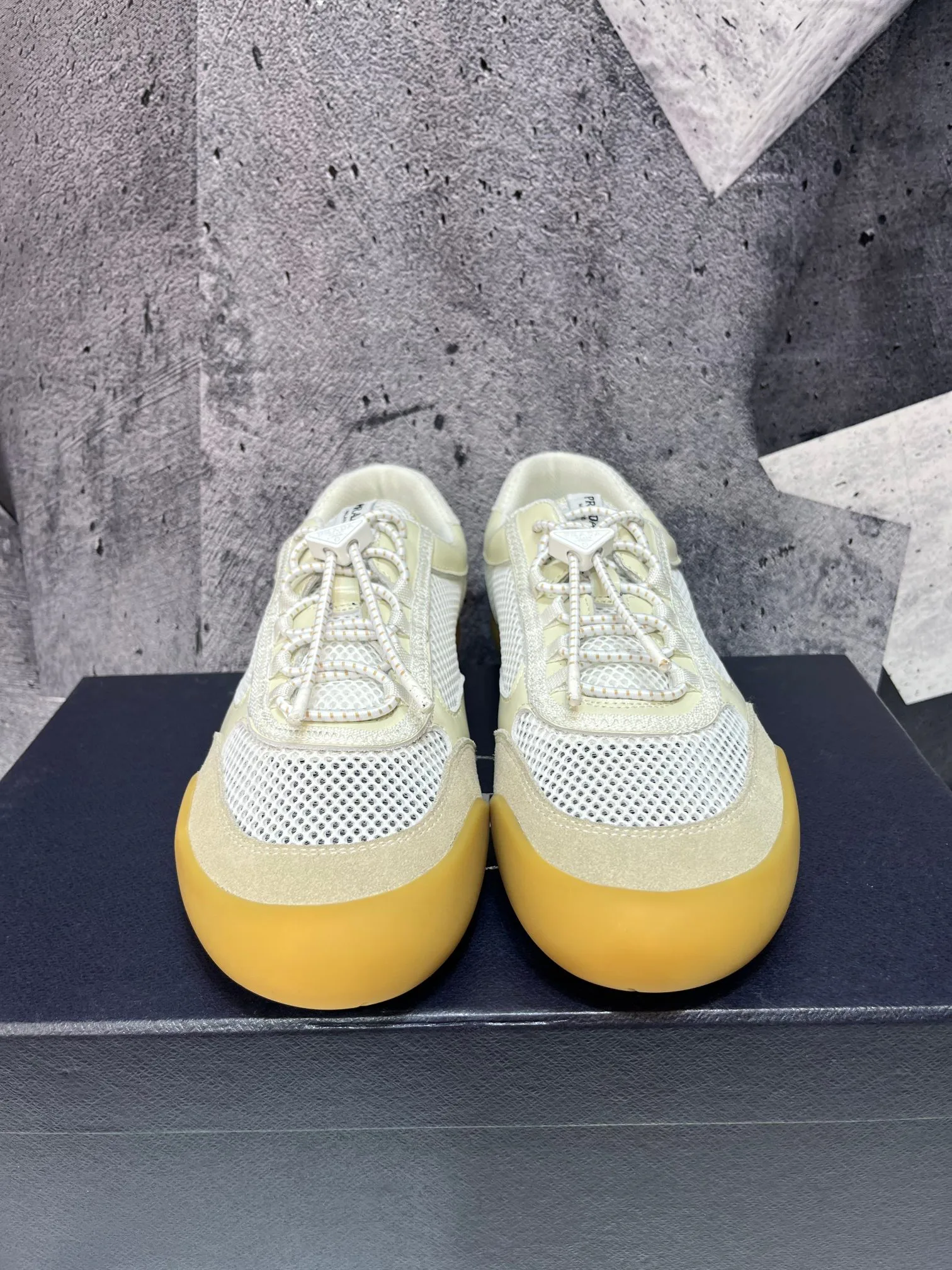 Men's Sneakers PRADA 17955455