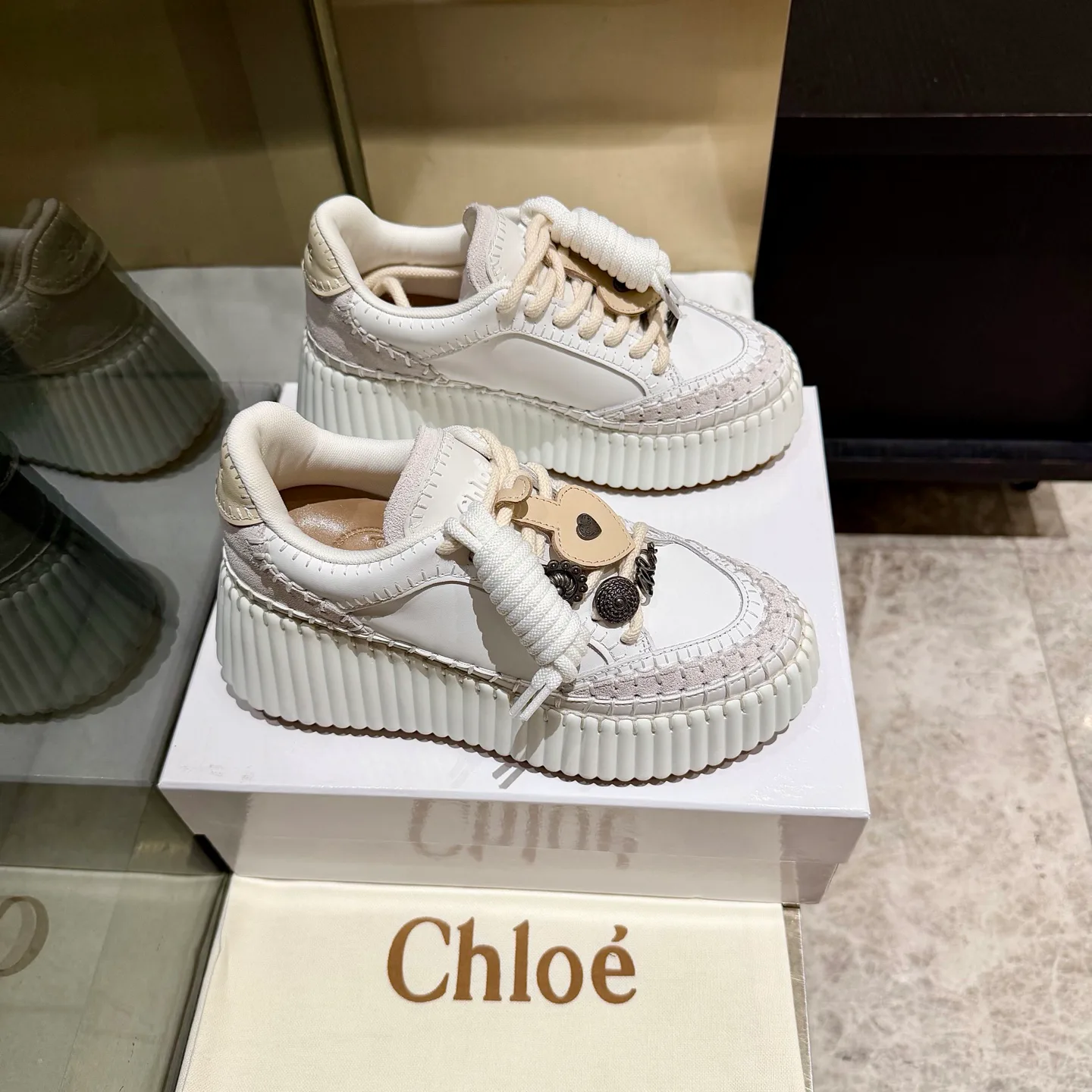 Women's Sneakers CHLOE 18104585