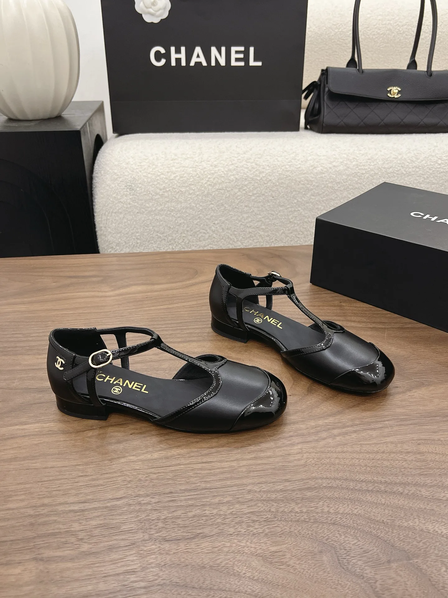 Women's Heels CHANEL 17582671