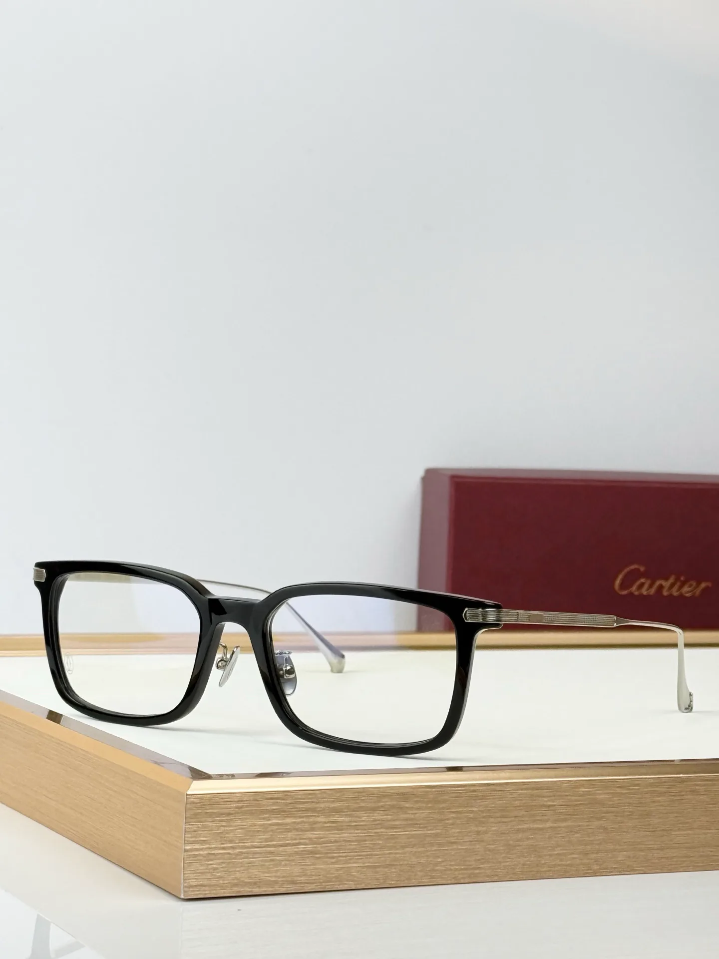 Glasses CARTIER 18060074