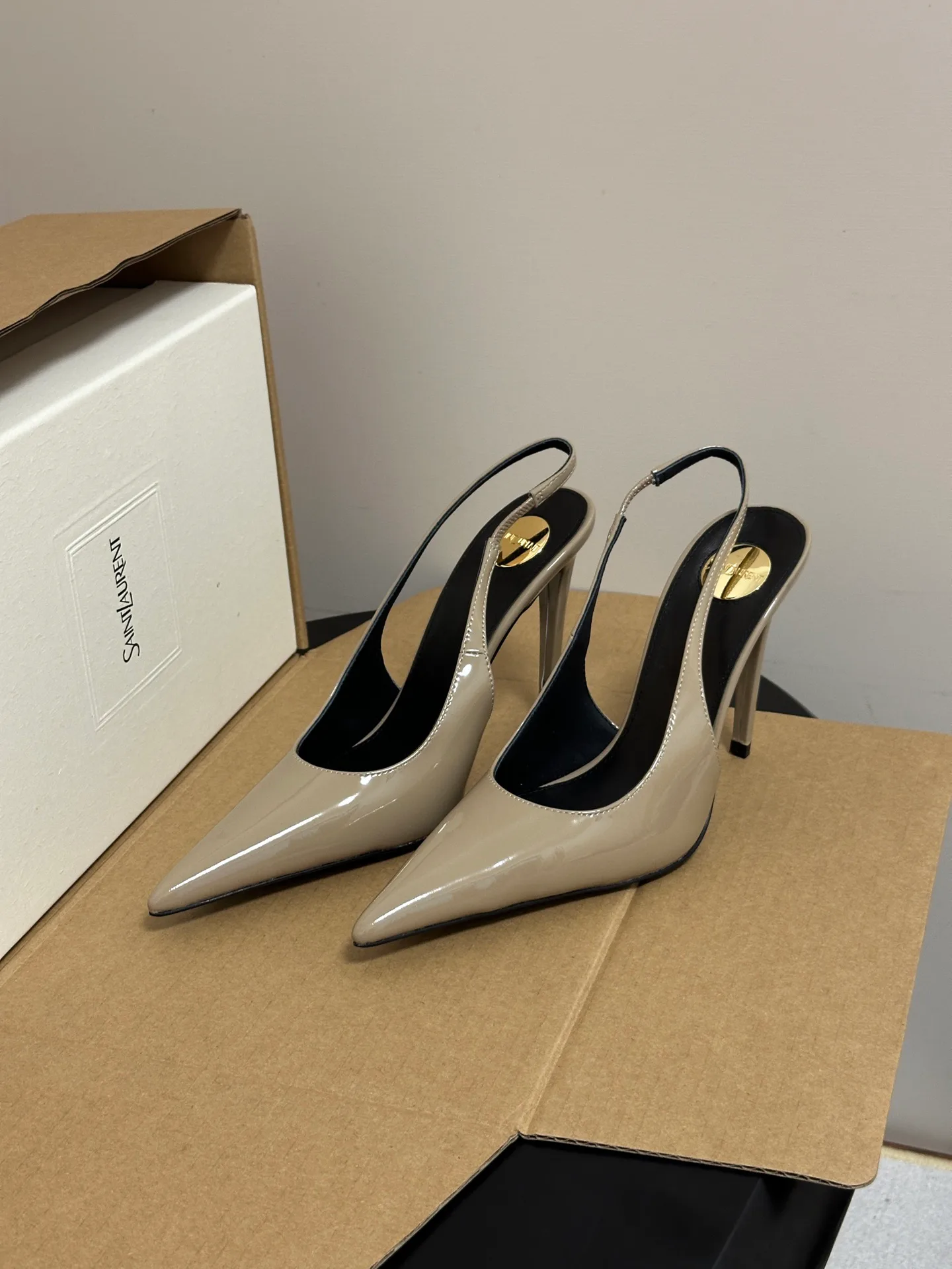 Women's Heels SAINT LAURENT 17684301
