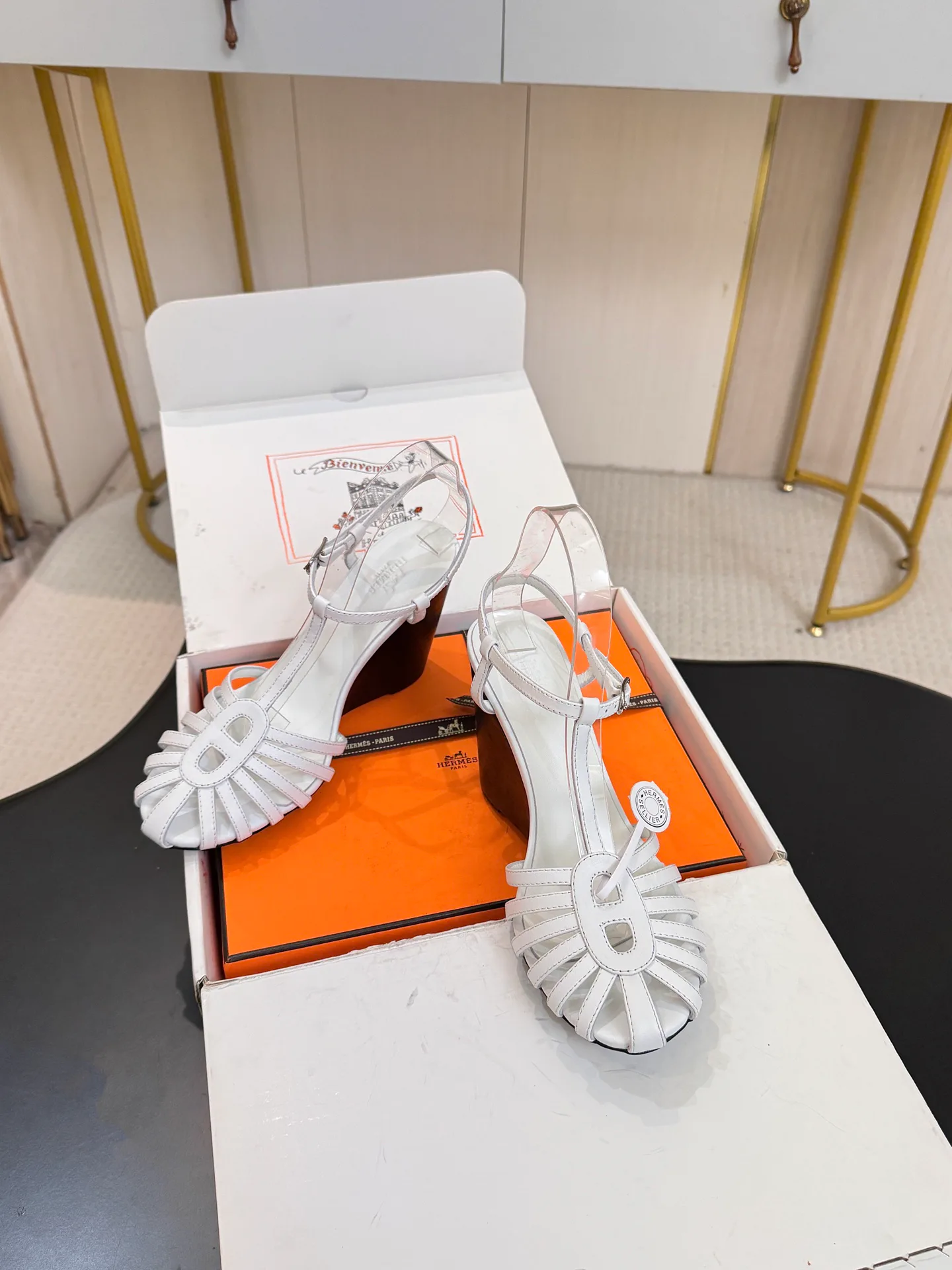 Women's Open-Toe Sandals HERMES 18103844
