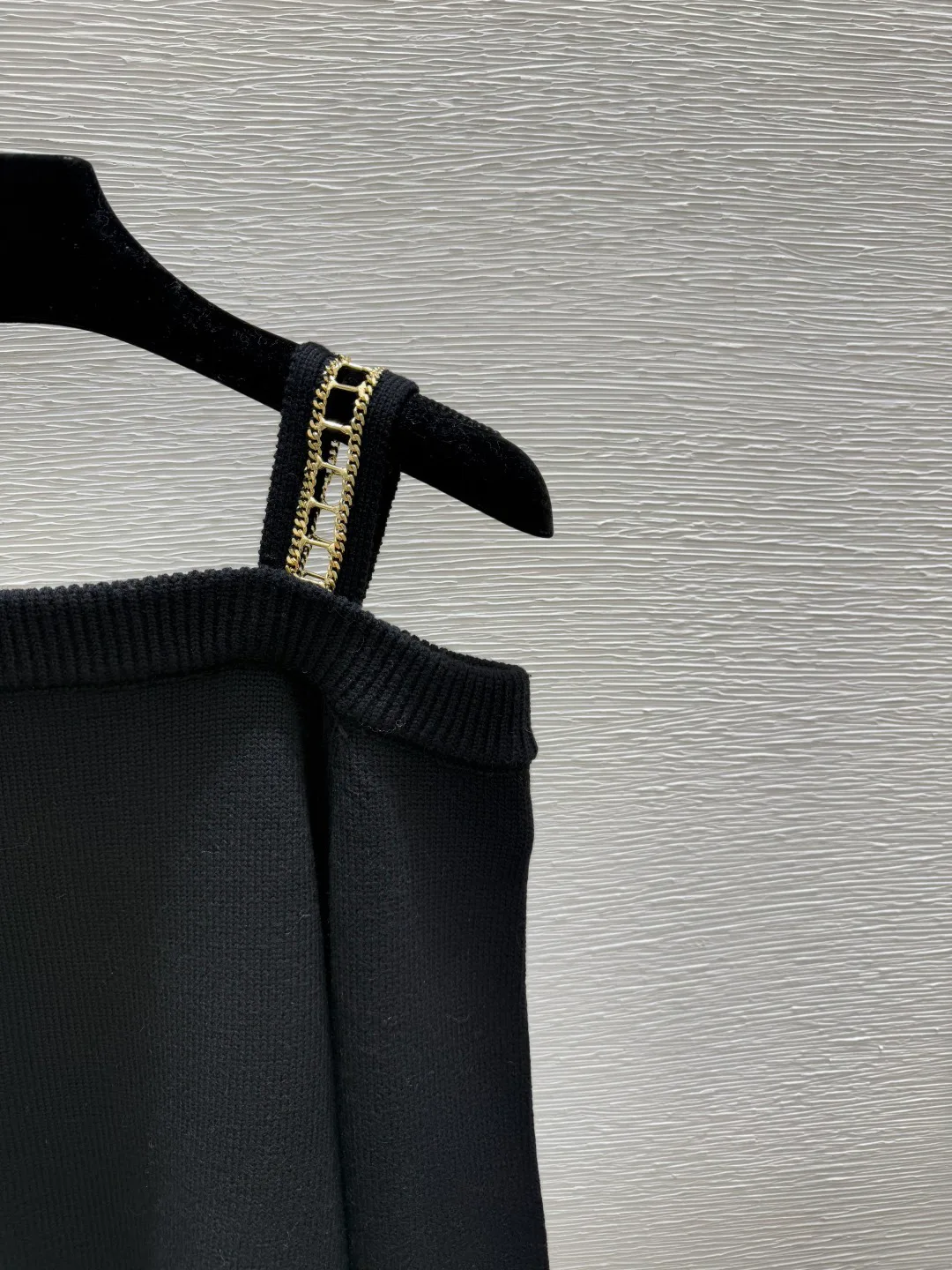 Women's Jumpers And Sweaters CHANEL 18410708