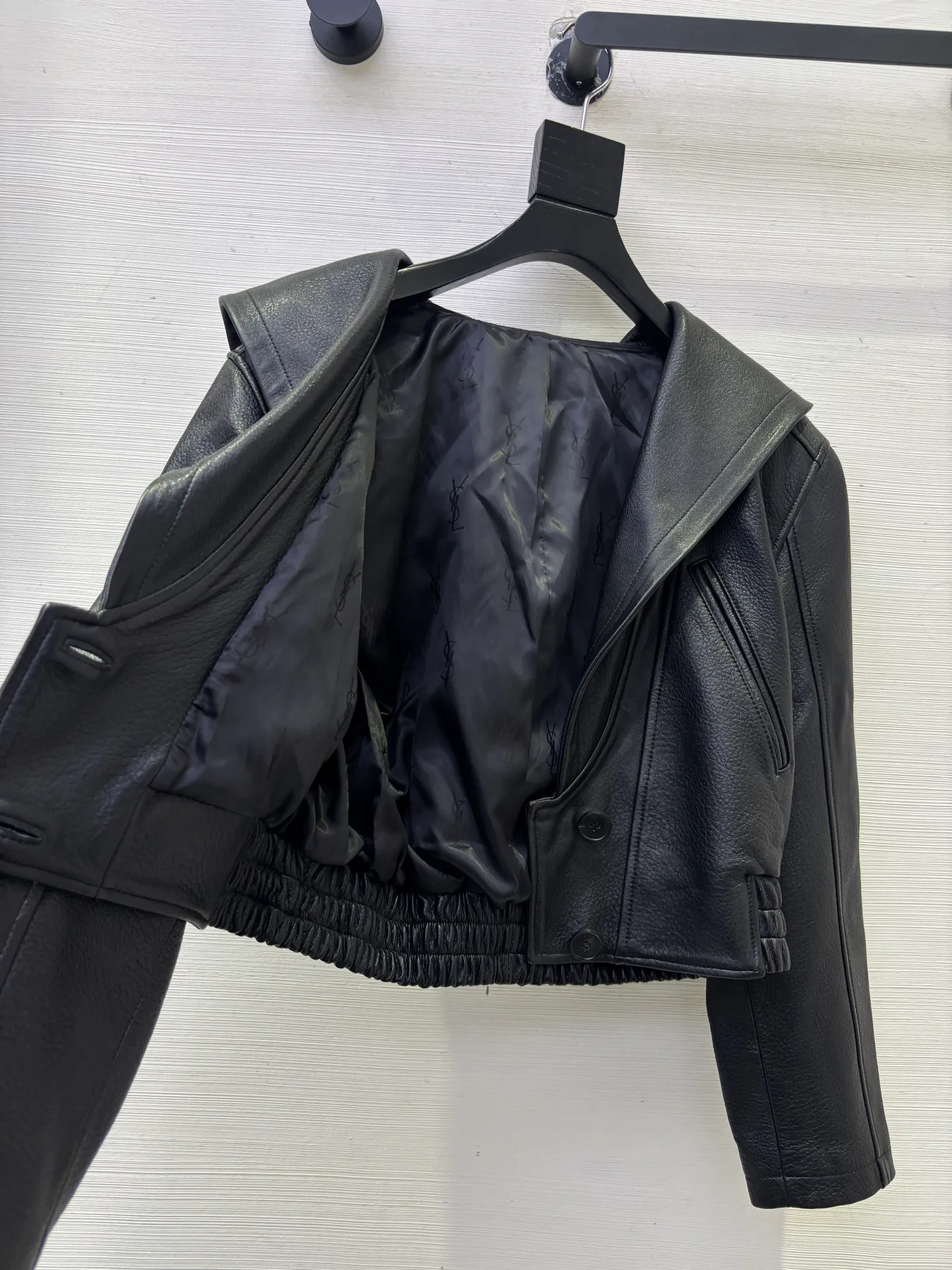 Women's Leather Jackets And Sheepskin Coats SAINT LAURENT 16860541