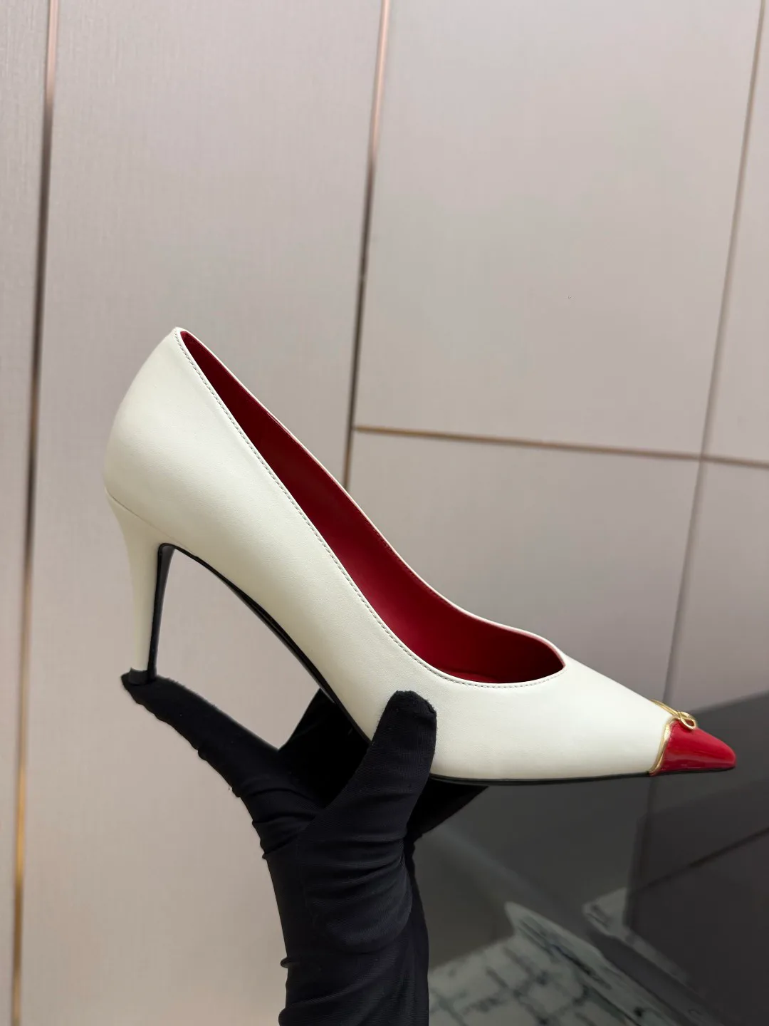 Women's Heels VALENTINO 17937559
