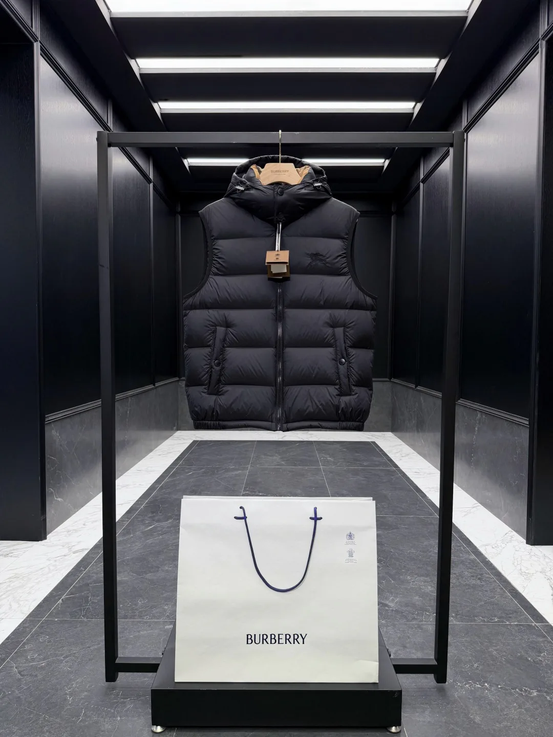 Men's Vests BURBERRY 18416855