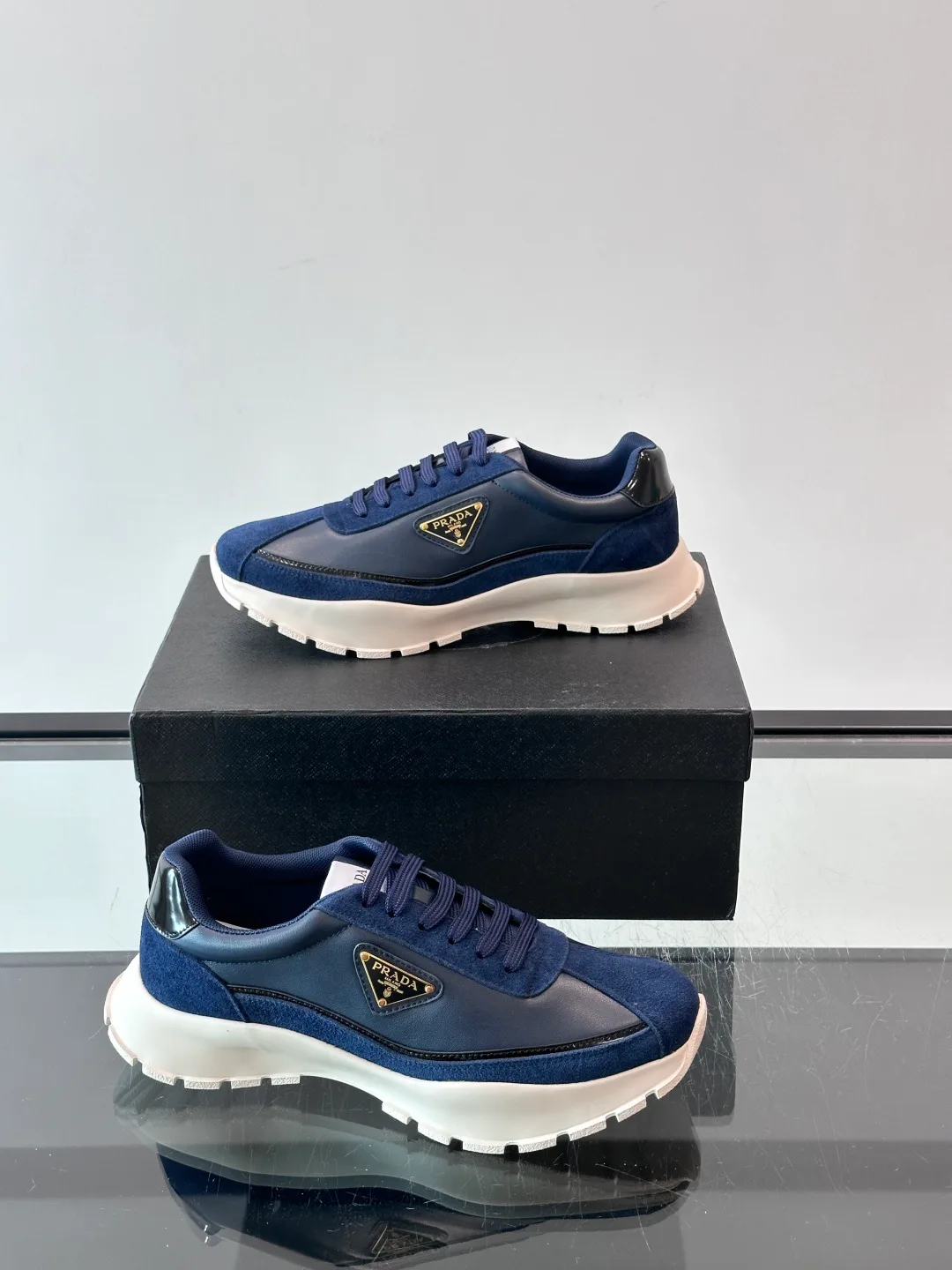 Men's Sneakers PRADA 18500609