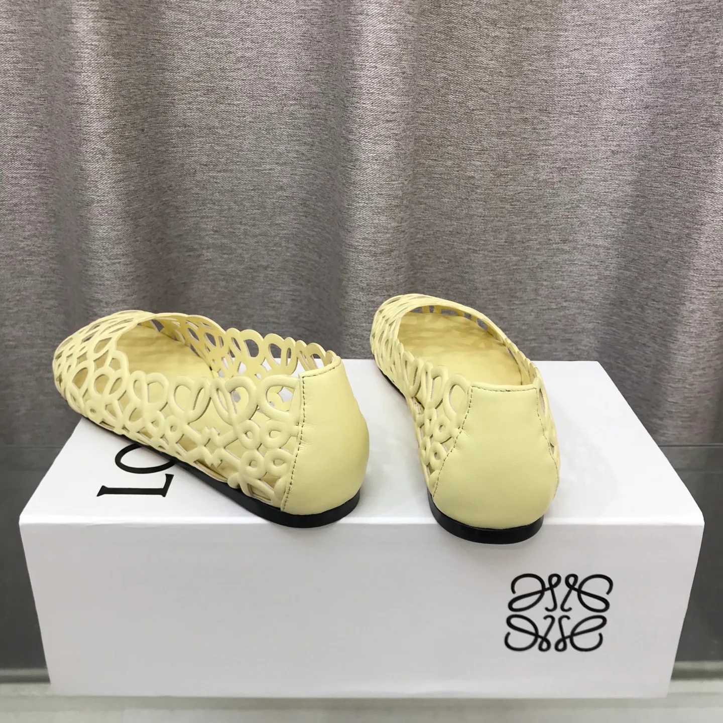 Women's Ballet Flats LOEWE 18289931