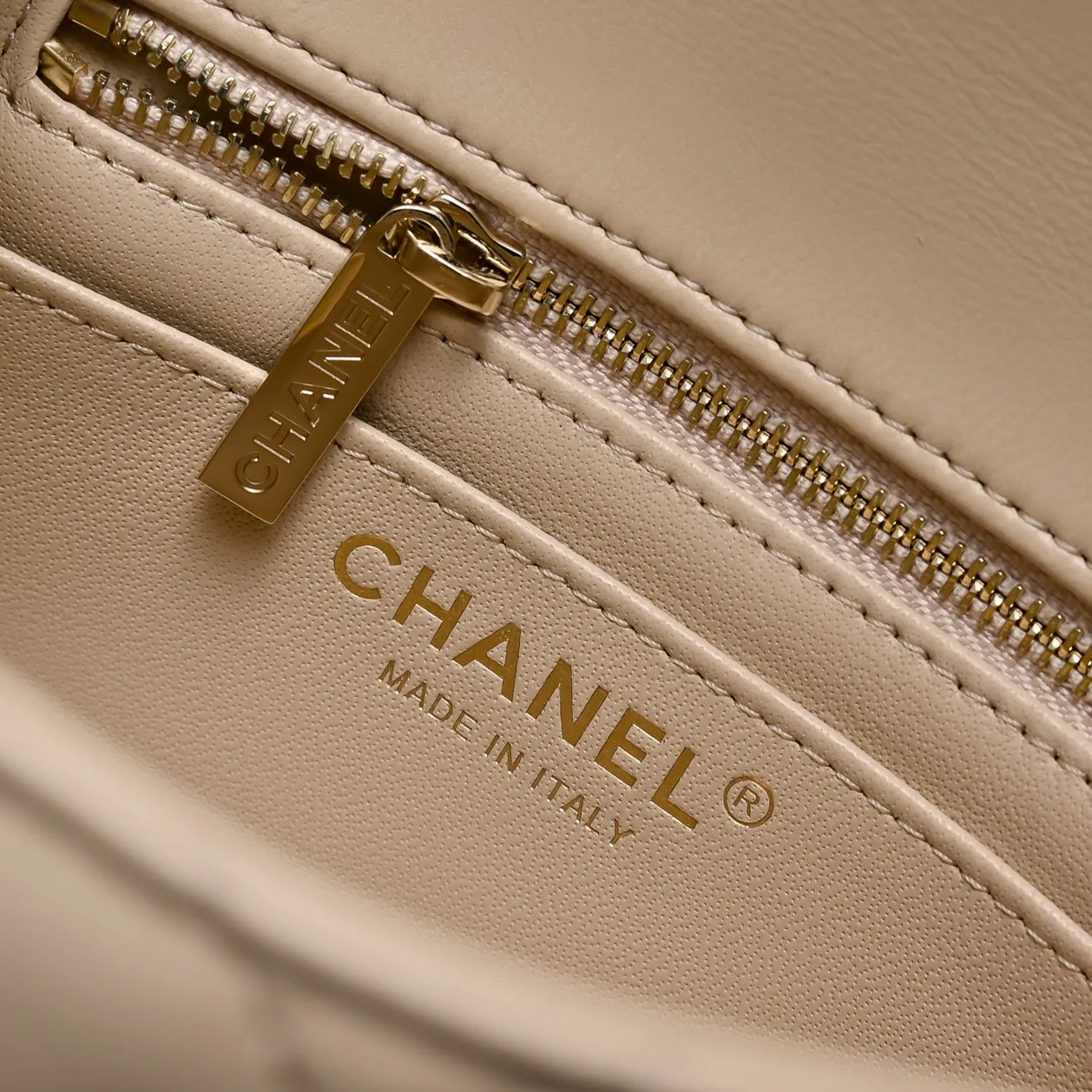 Women's Classic Handbags CHANEL 18147939