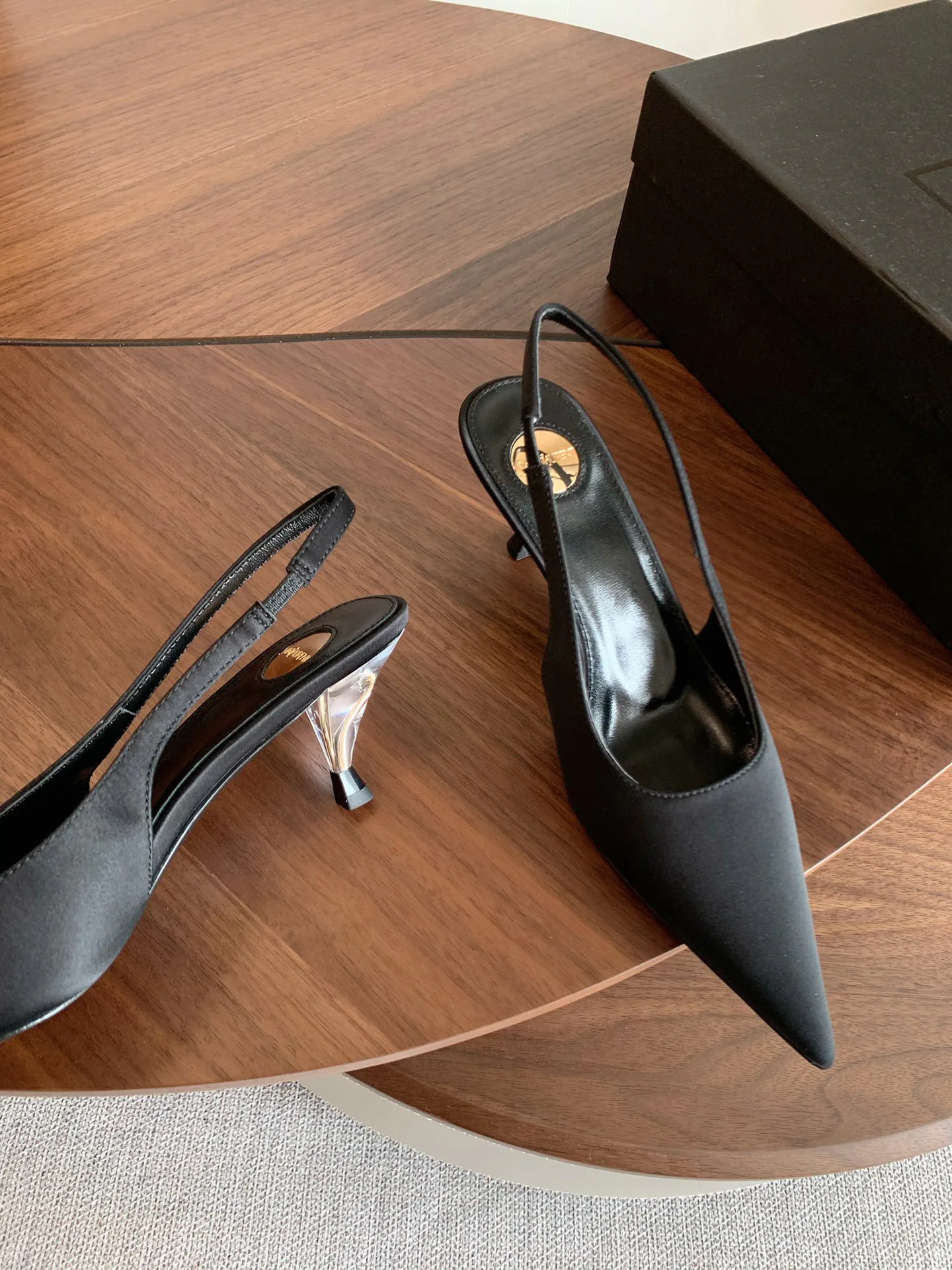 Women's Heels SAINT LAURENT 17371725