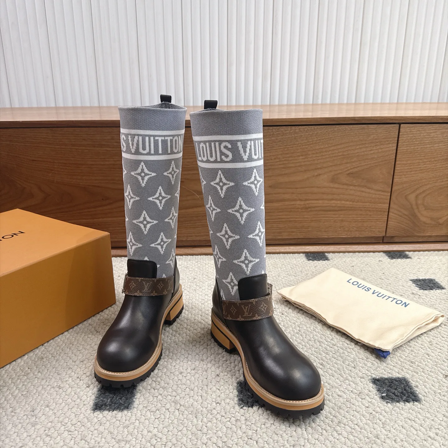 Women's Ankle Boots LOUIS VUITTON 18025505