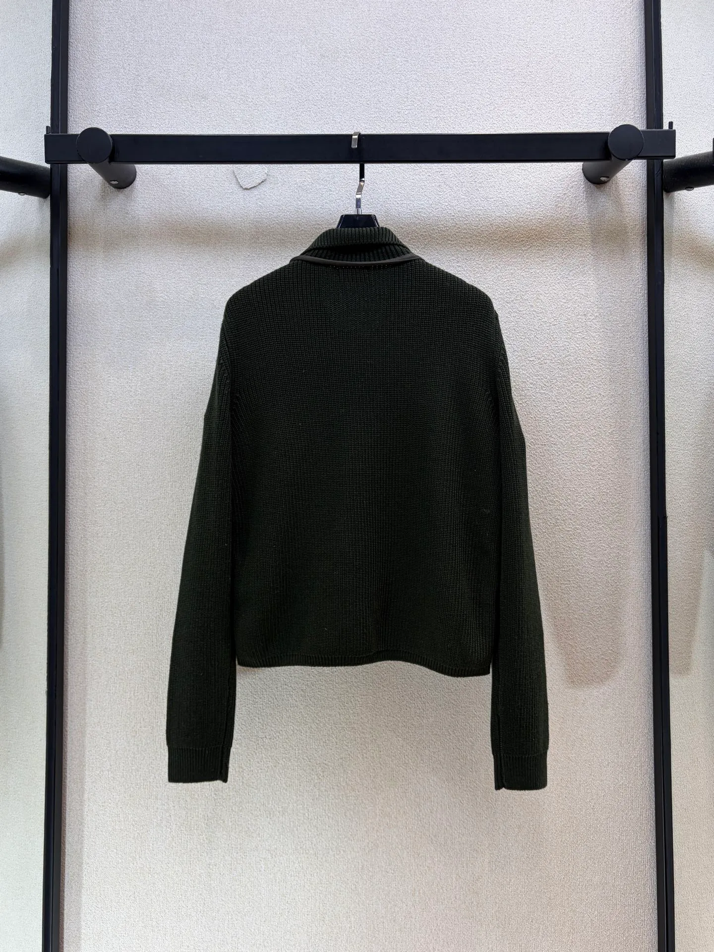 Women's Jackets And Down Jackets MONCLER 18407830