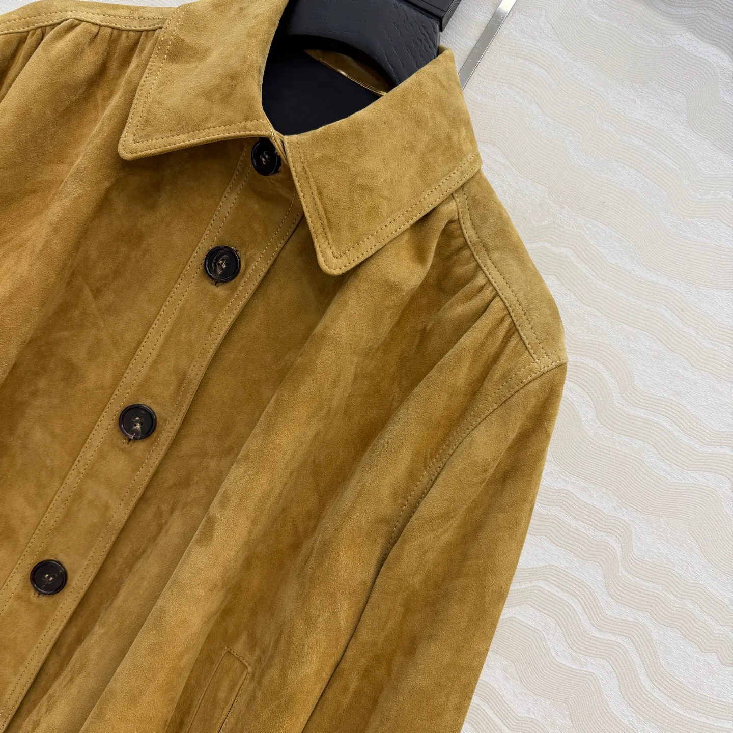 Women's Leather Jackets And Sheepskin Coats SAINT LAURENT 17870010