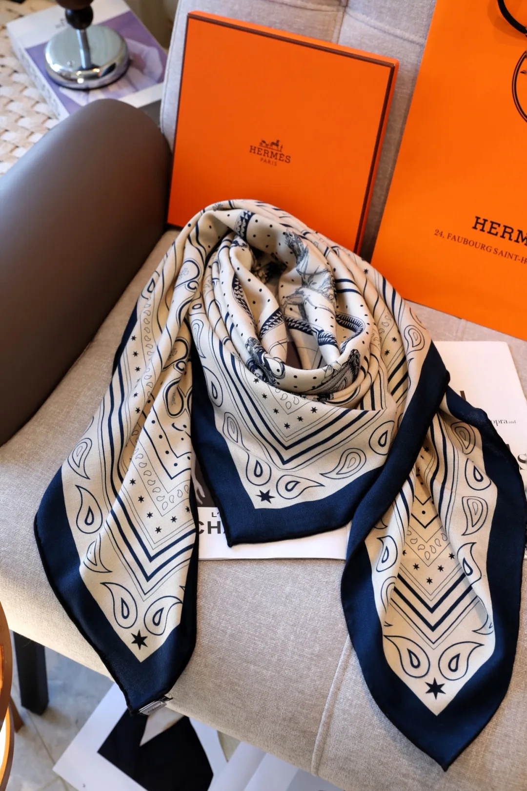 Silk Scarves HERMES 18093517