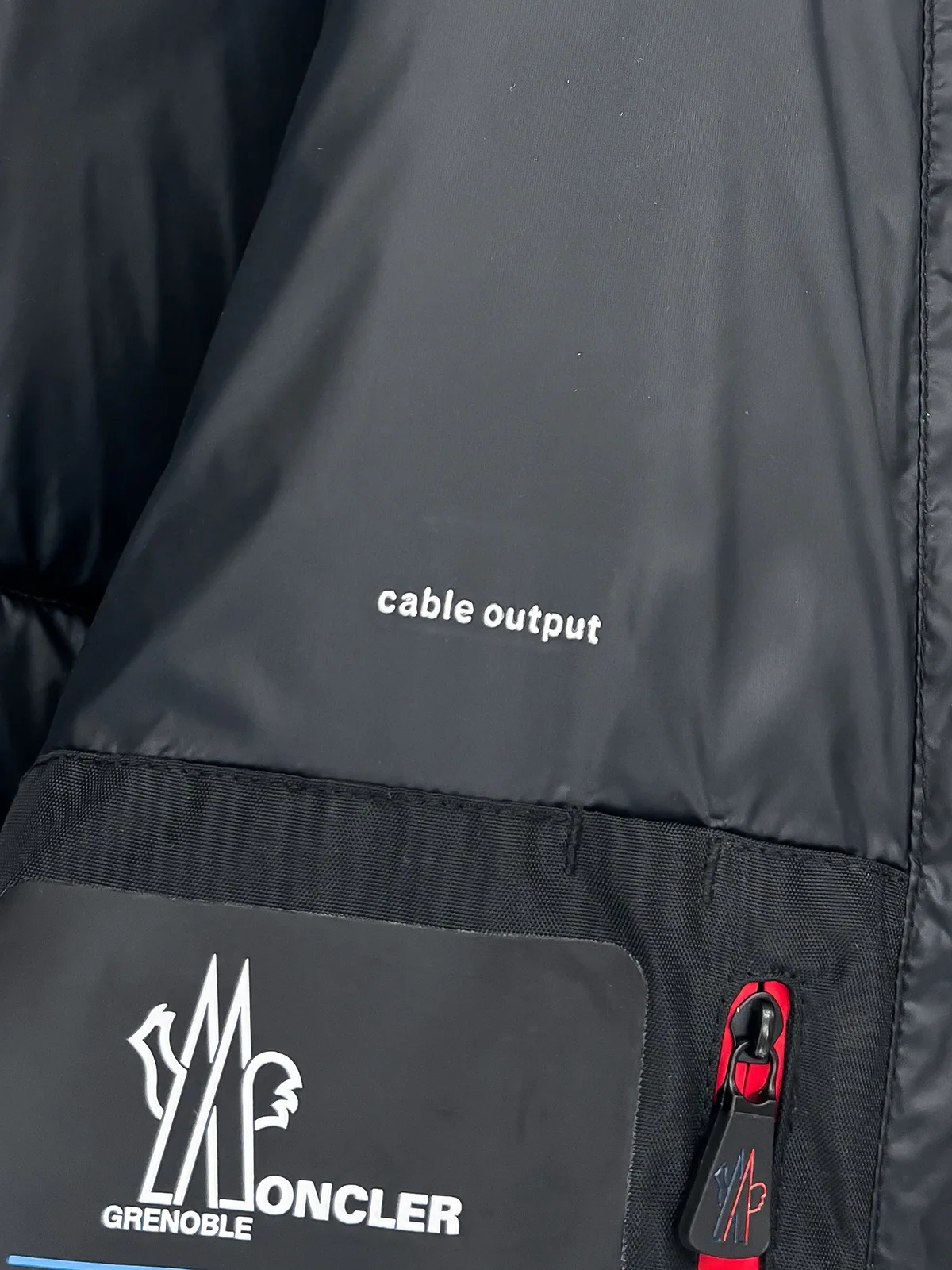 Men's Jackets And Down Jackets MONCLER 18295894