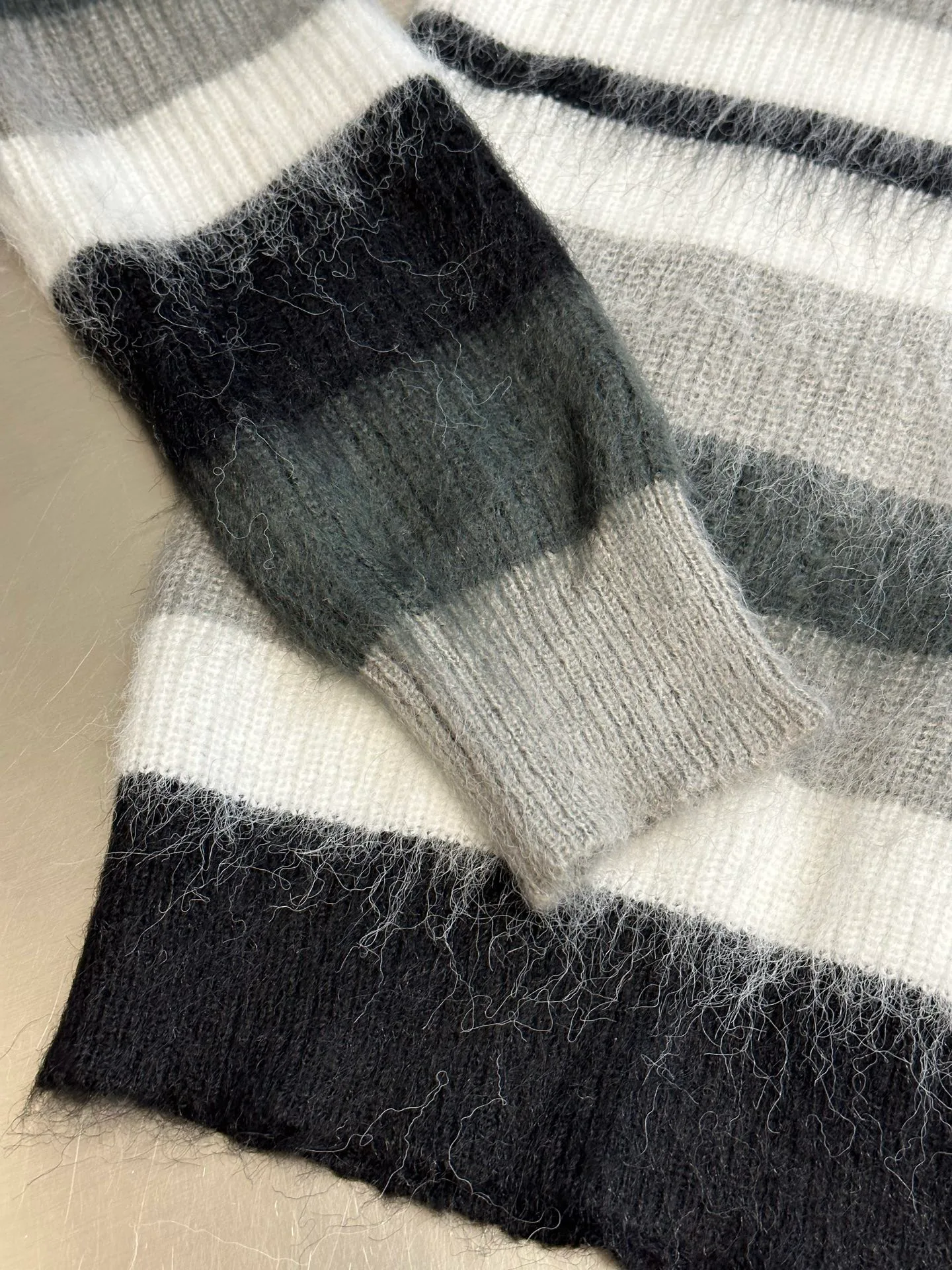 Men's Jumpers And Sweaters BALENCIAGA 18178853