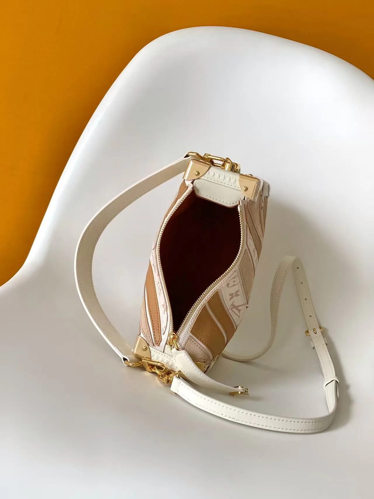 Women's Classic Handbags LOUIS VUITTON 17796569