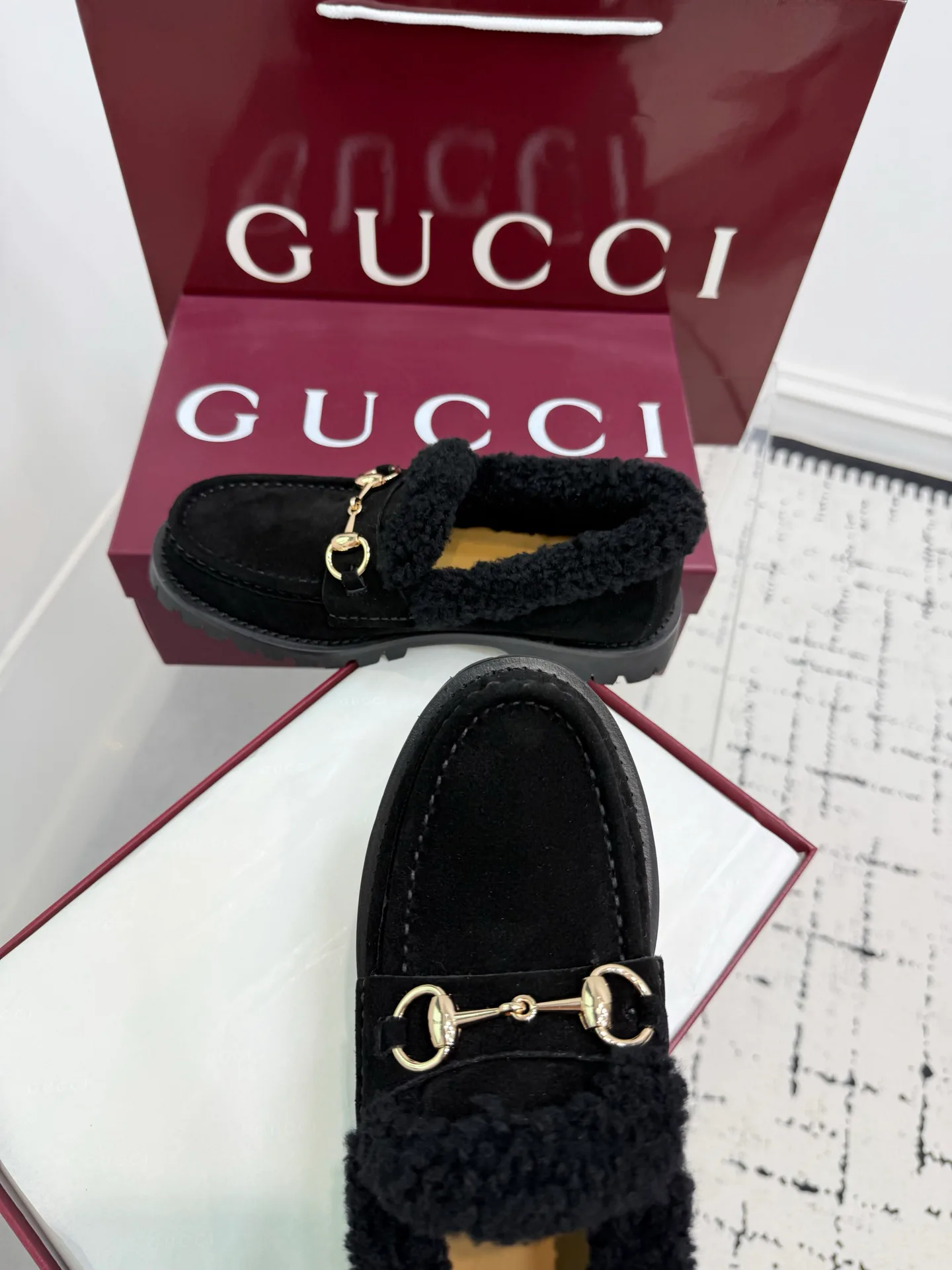 Women's Loafers And Moccasins GUCCI 18393486