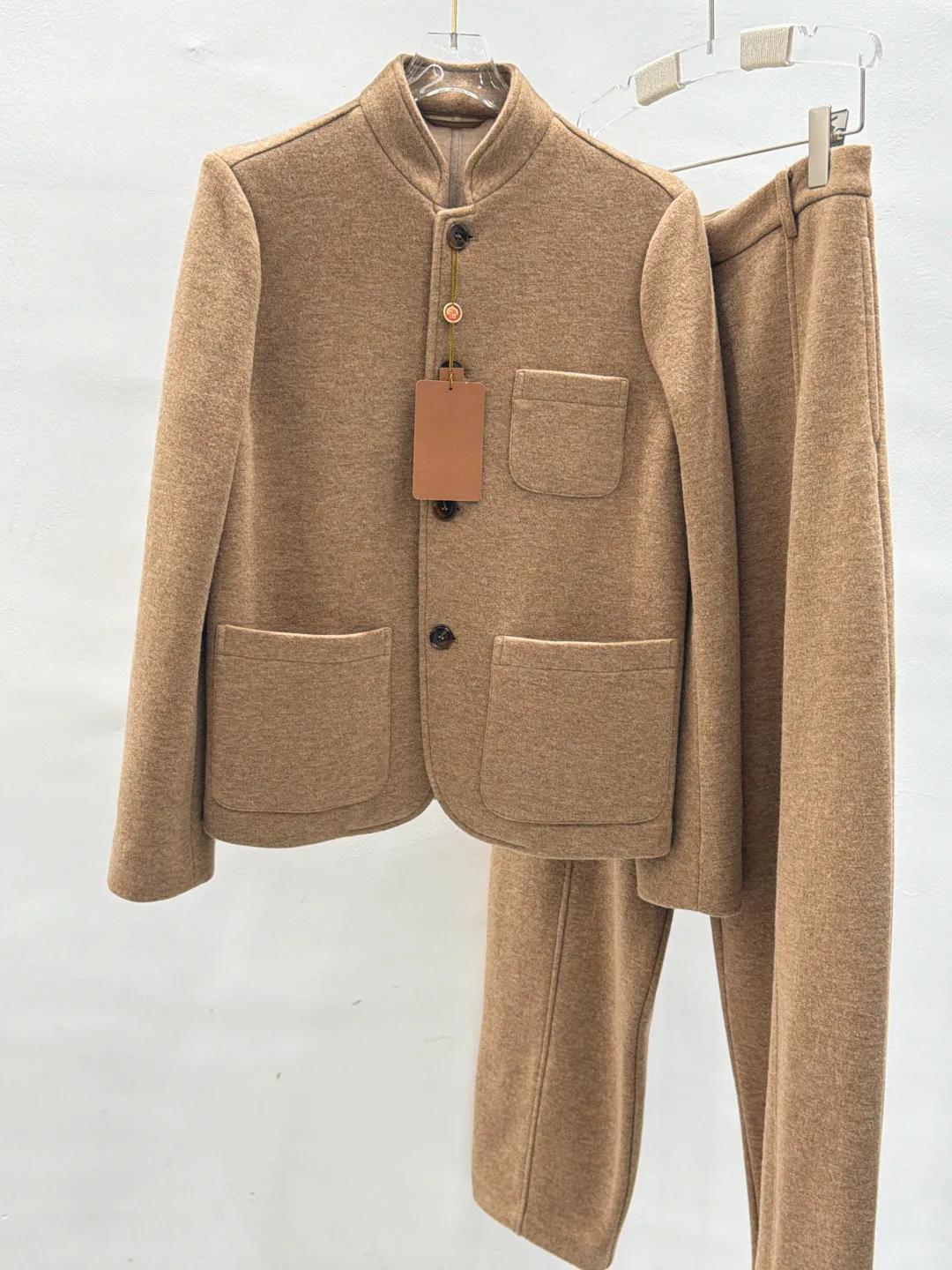 Women's Suits LORO PIANA 18225046