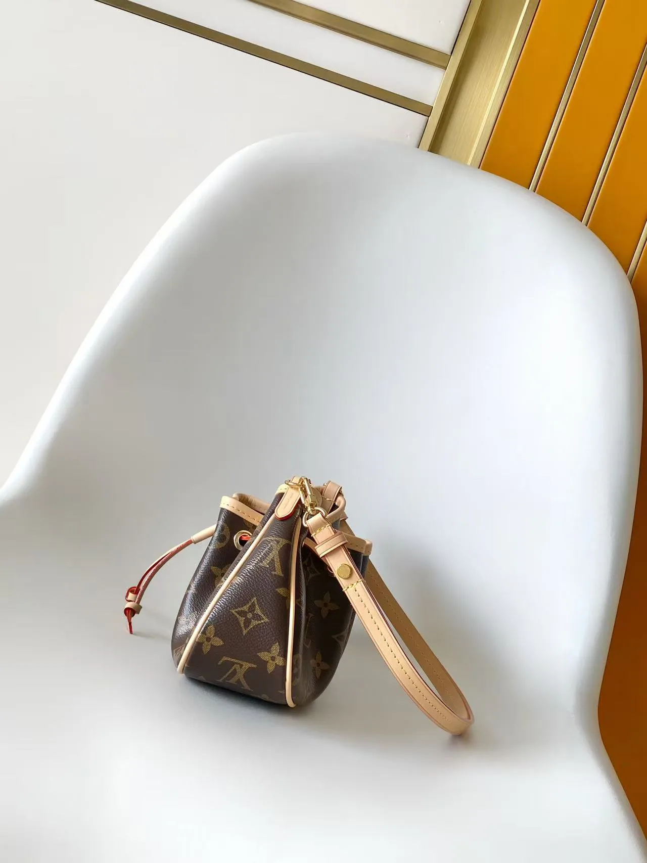Women's Classic Handbags LOUIS VUITTON 18427500