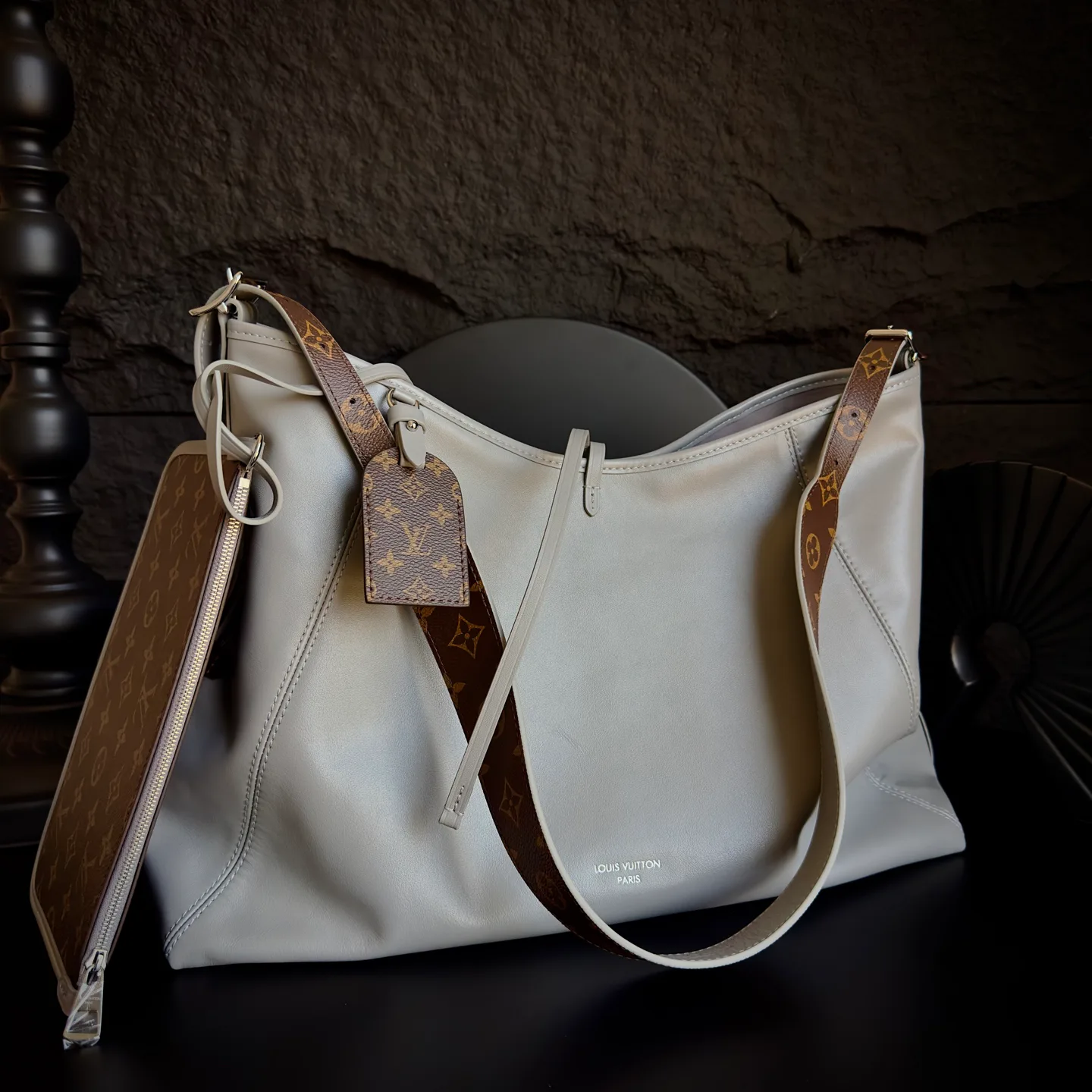 Women's Classic Handbags LOUIS VUITTON 17906955