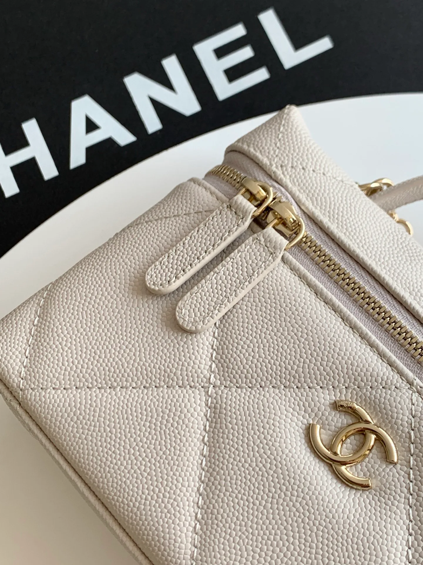 Классические Сумки Женские Chanel 18588851