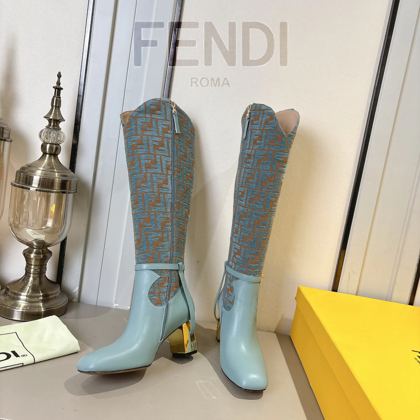 Women's Boots FENDI 18247883