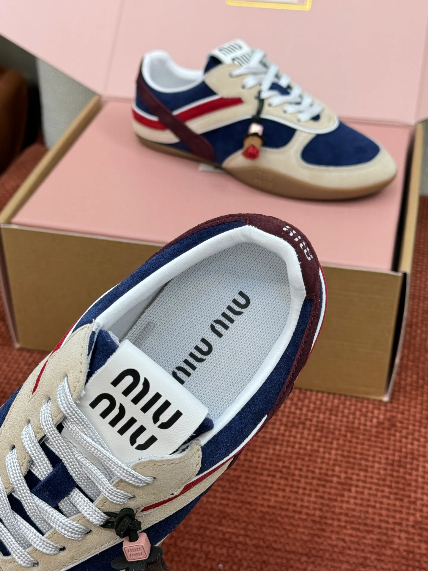 Women's Sneakers MIU MIU 18291151