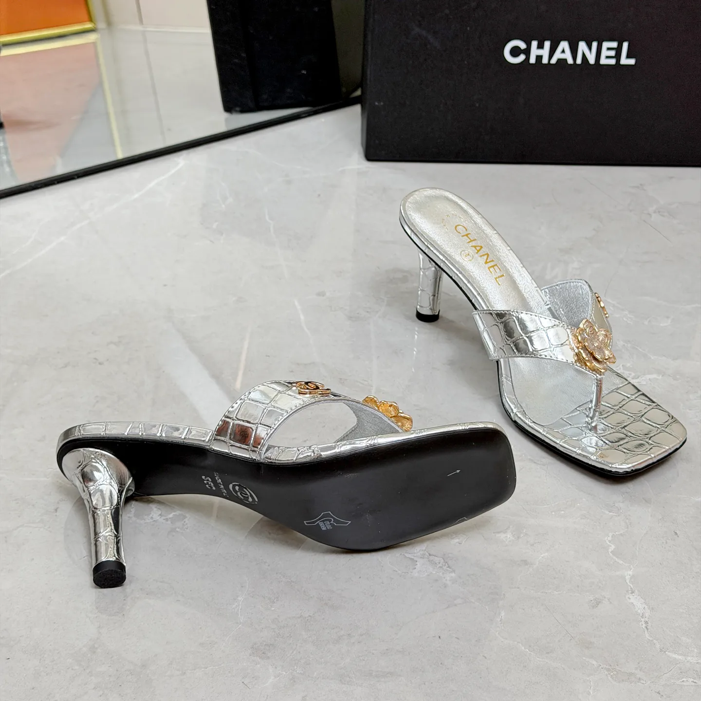 Women's Open-Toe Sandals CHANEL 17335021