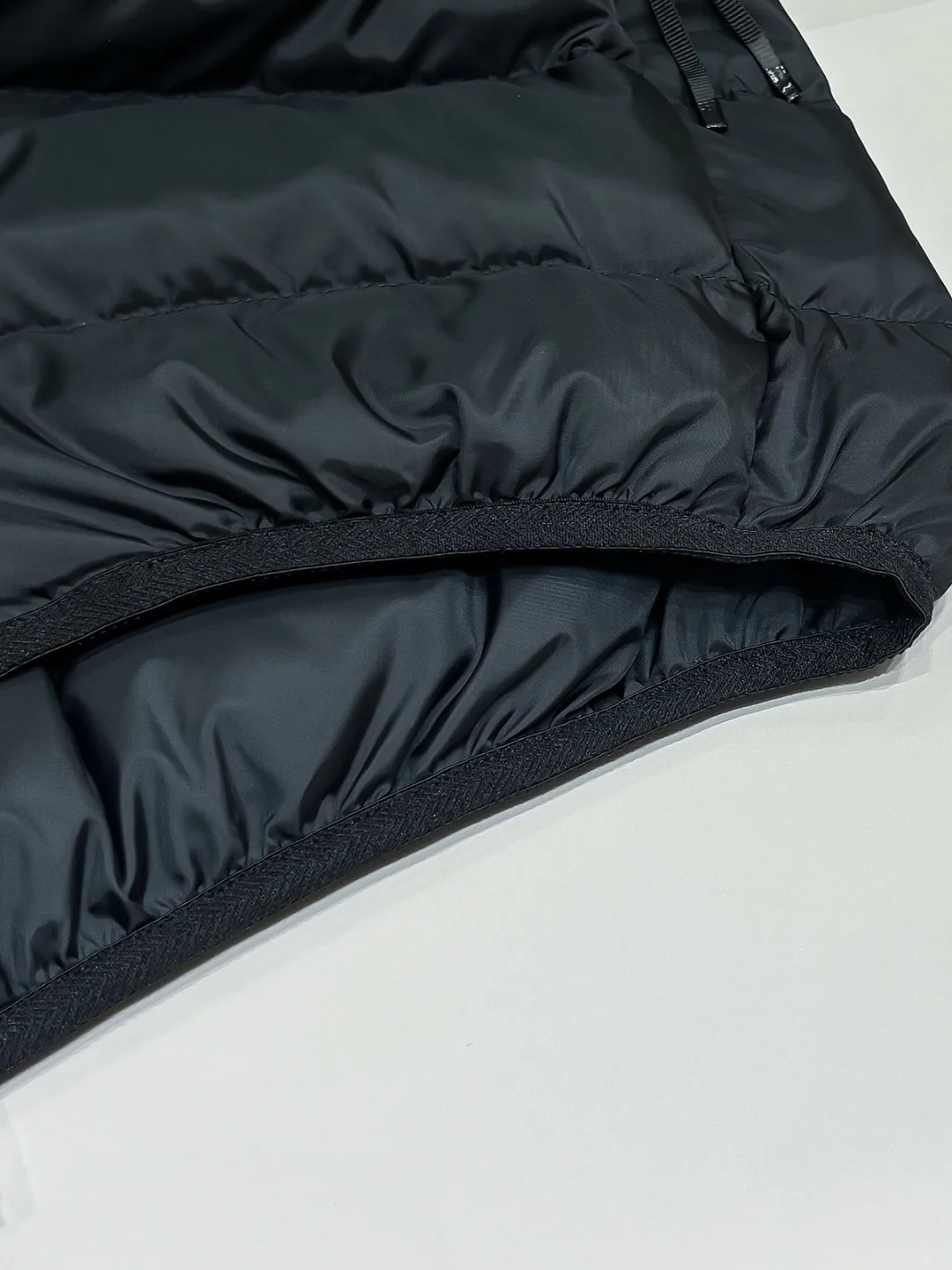 Жилеты Мужские Moncler 18596635