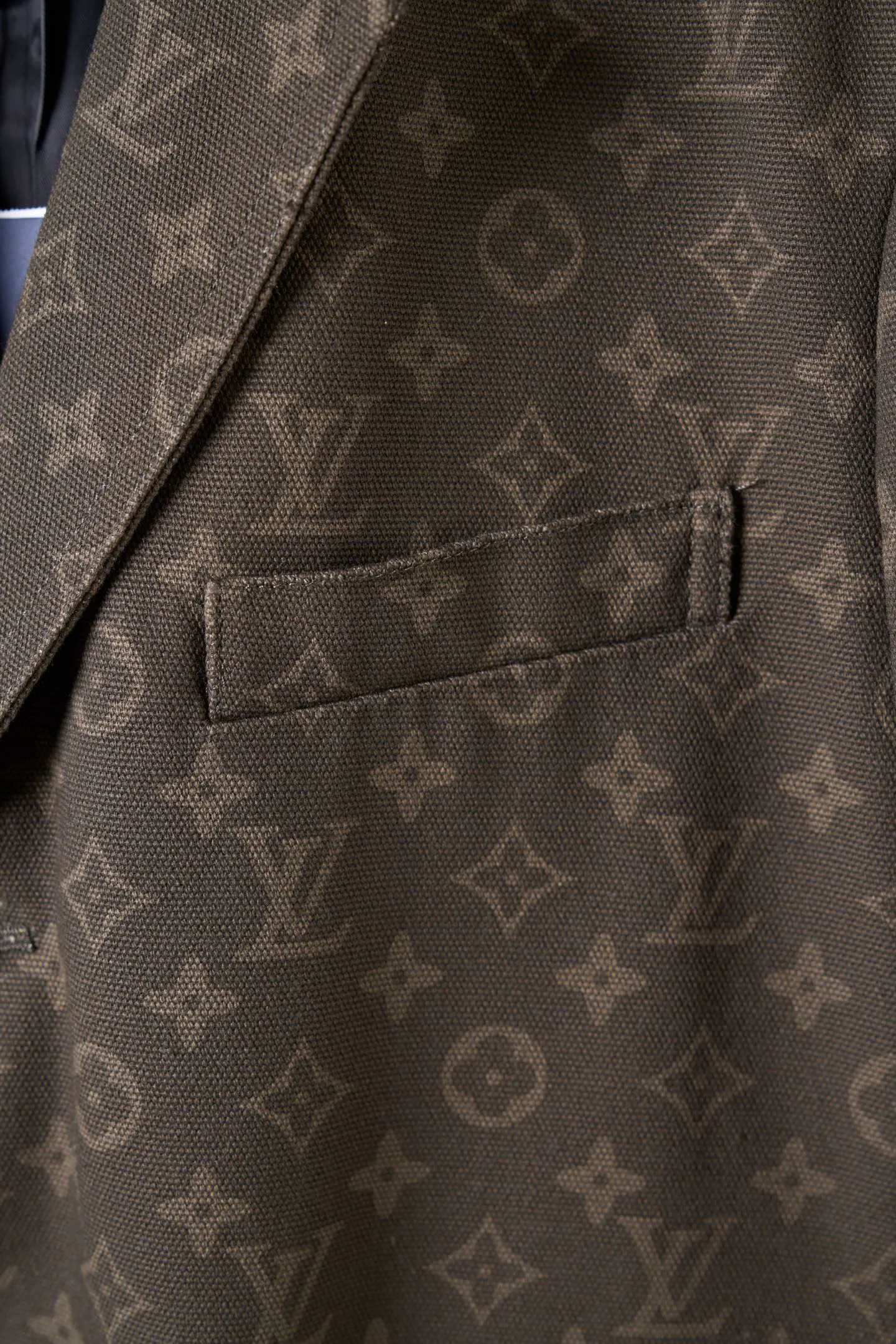 Men's Jackets And Down Jackets LOUIS VUITTON 18178829