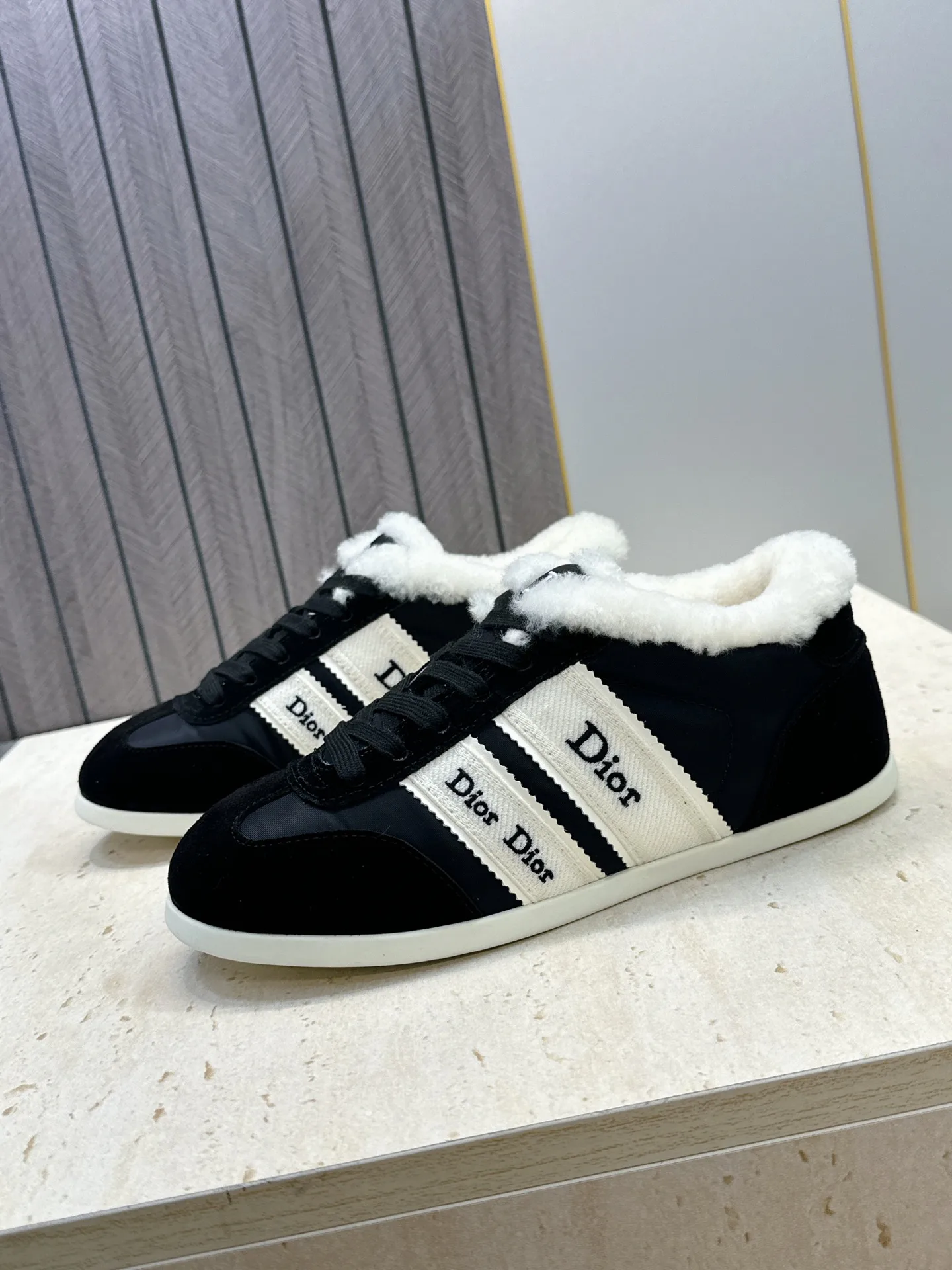 Women's Sneakers CHRISTIAN DIOR 18247835