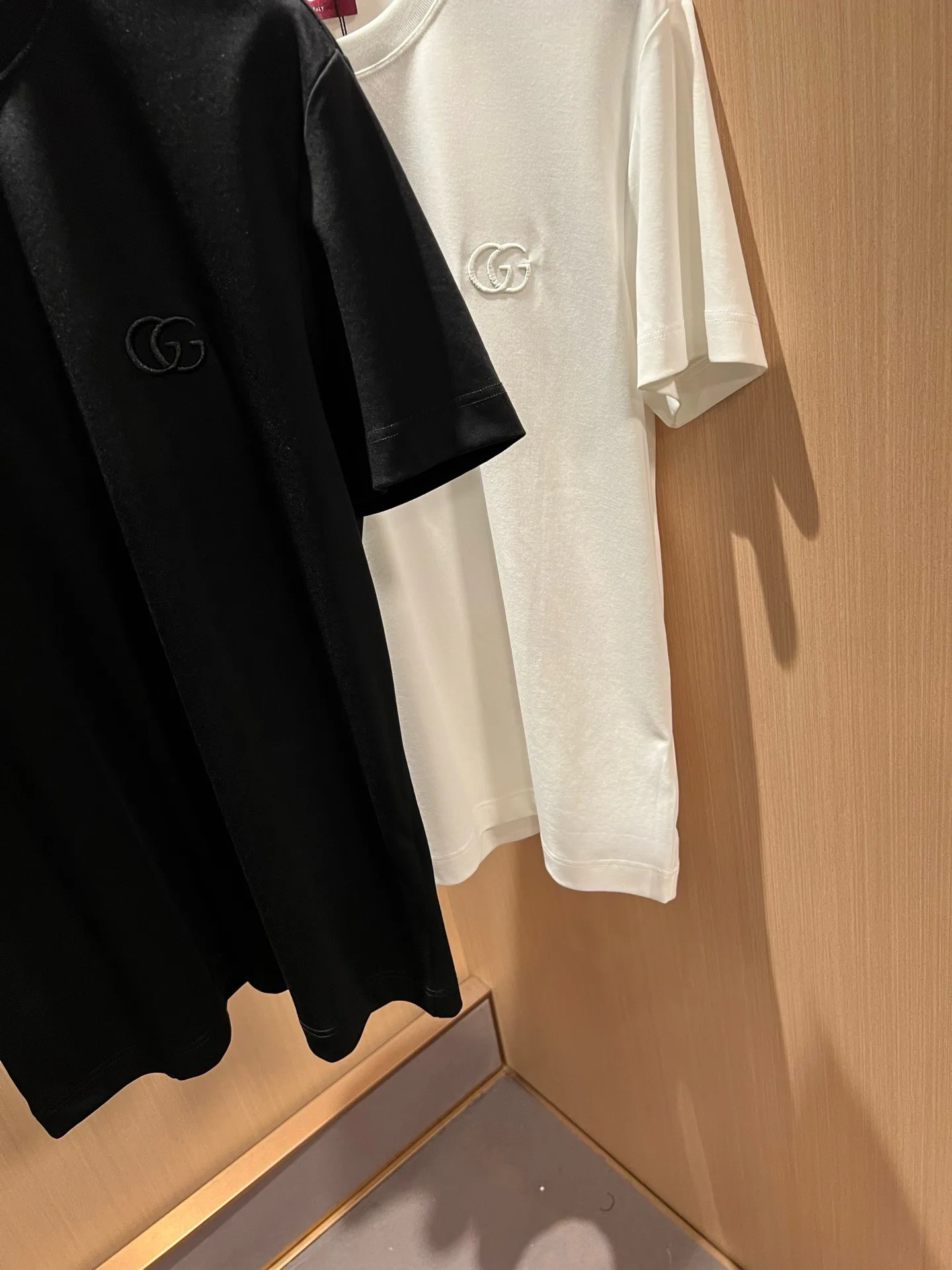 Men's T-Shirts GUCCI 18081047