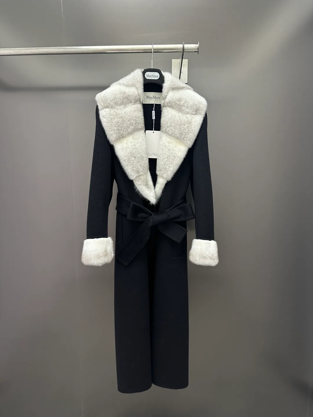 Women's Coats MAX MARA 17926864