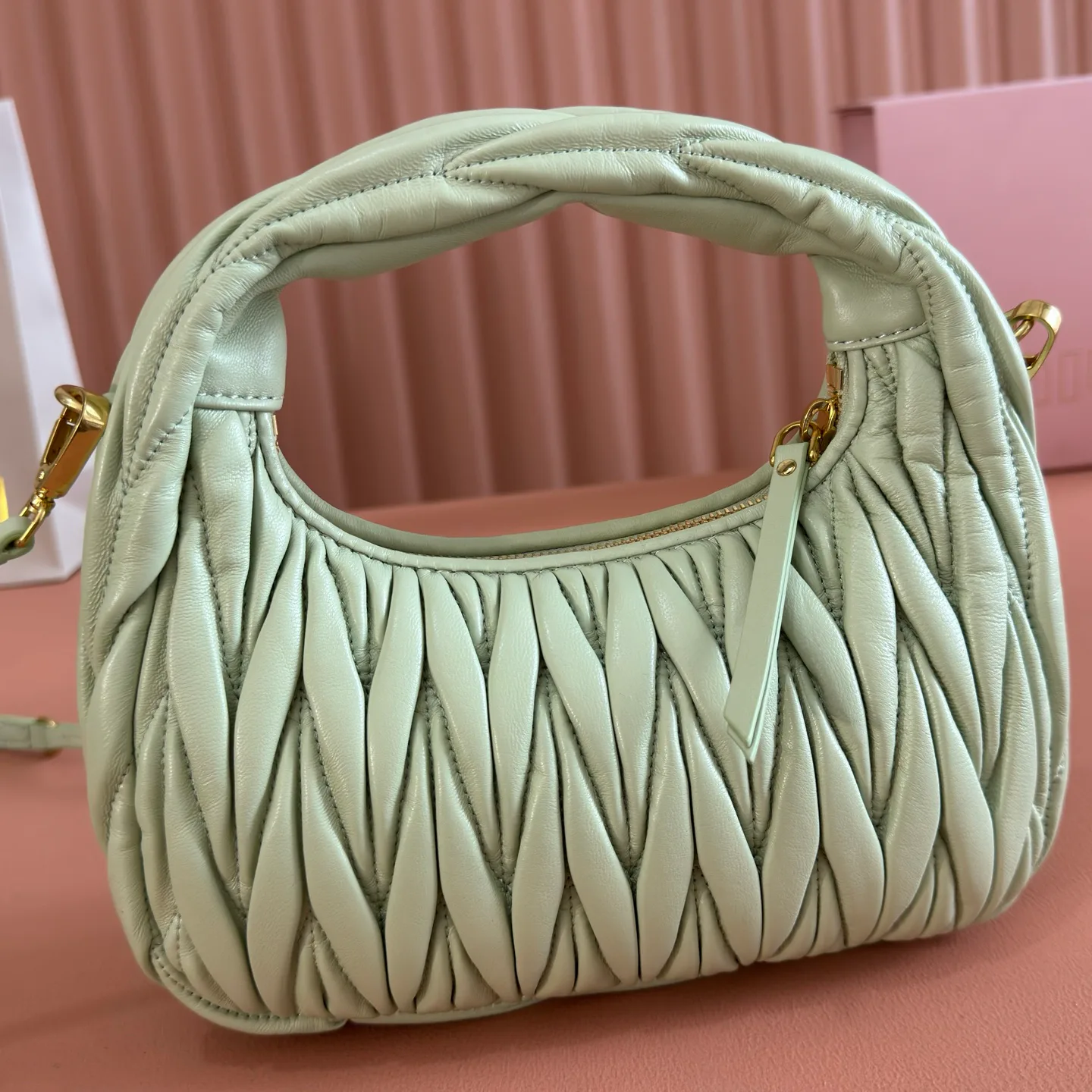 Women's Shoulder Bags MIU MIU 18148095