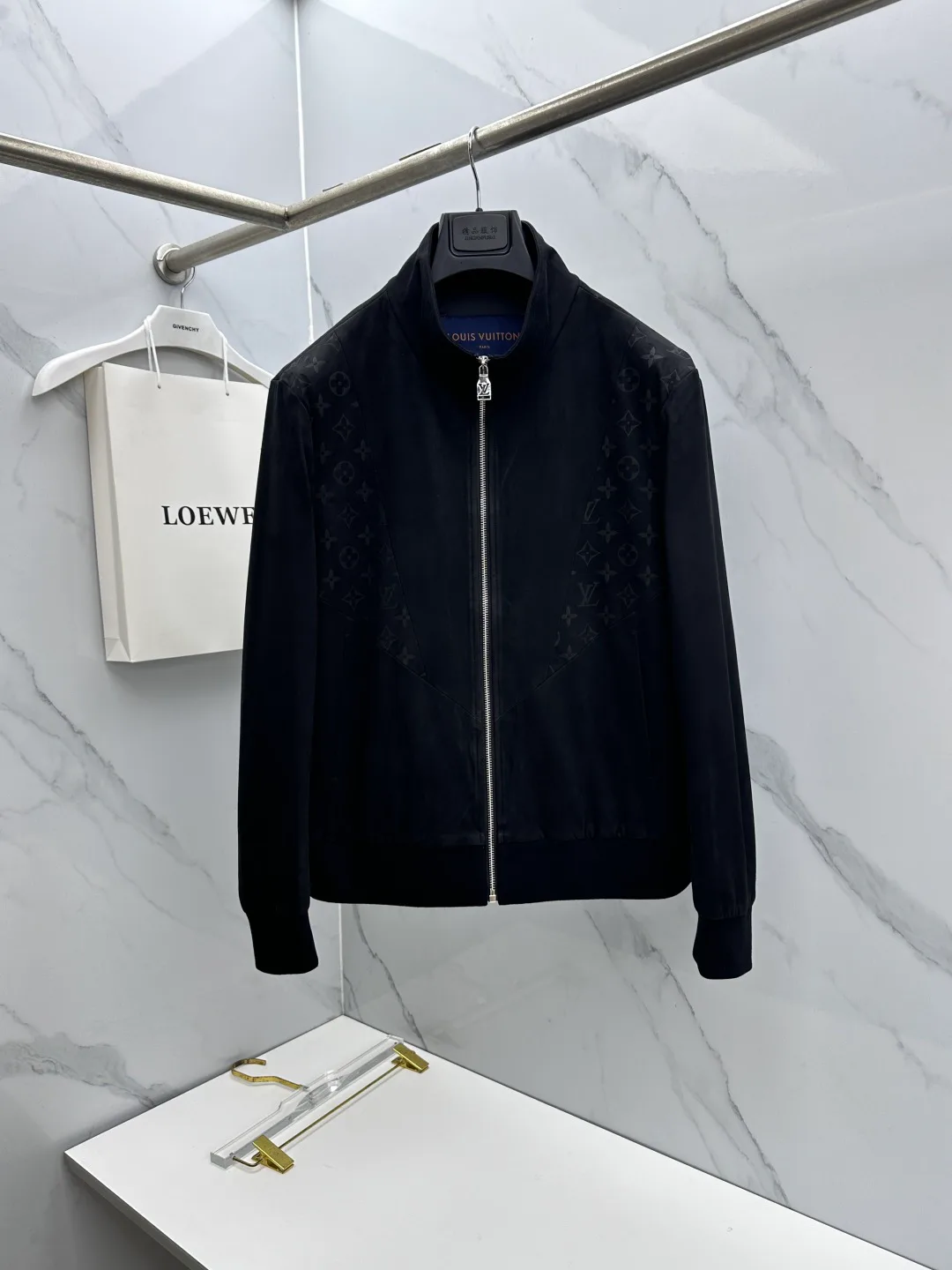 Куртки И Пуховики Мужские Louis Vuitton 18596975