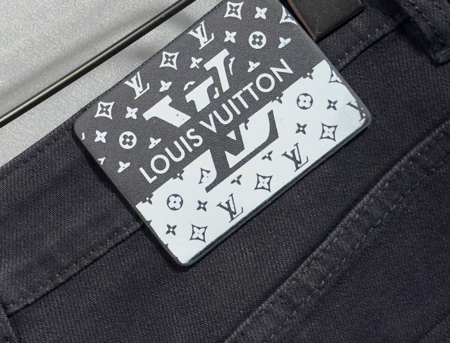Men's Jeans LOUIS VUITTON 18098360