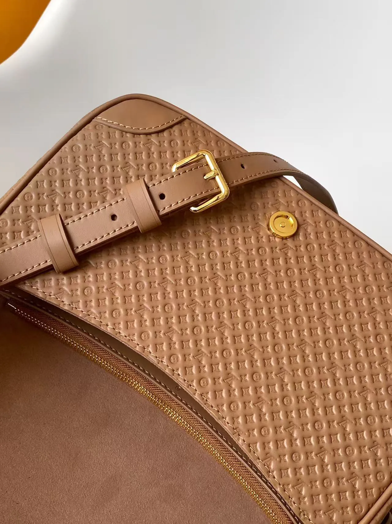 Women's Classic Handbags LOUIS VUITTON 17904126
