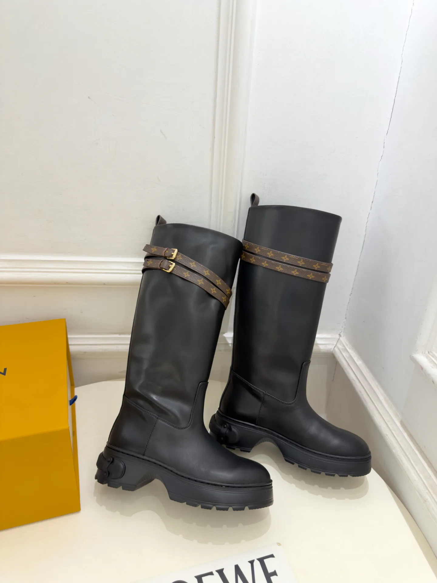 Women's Boots LOUIS VUITTON 18370300