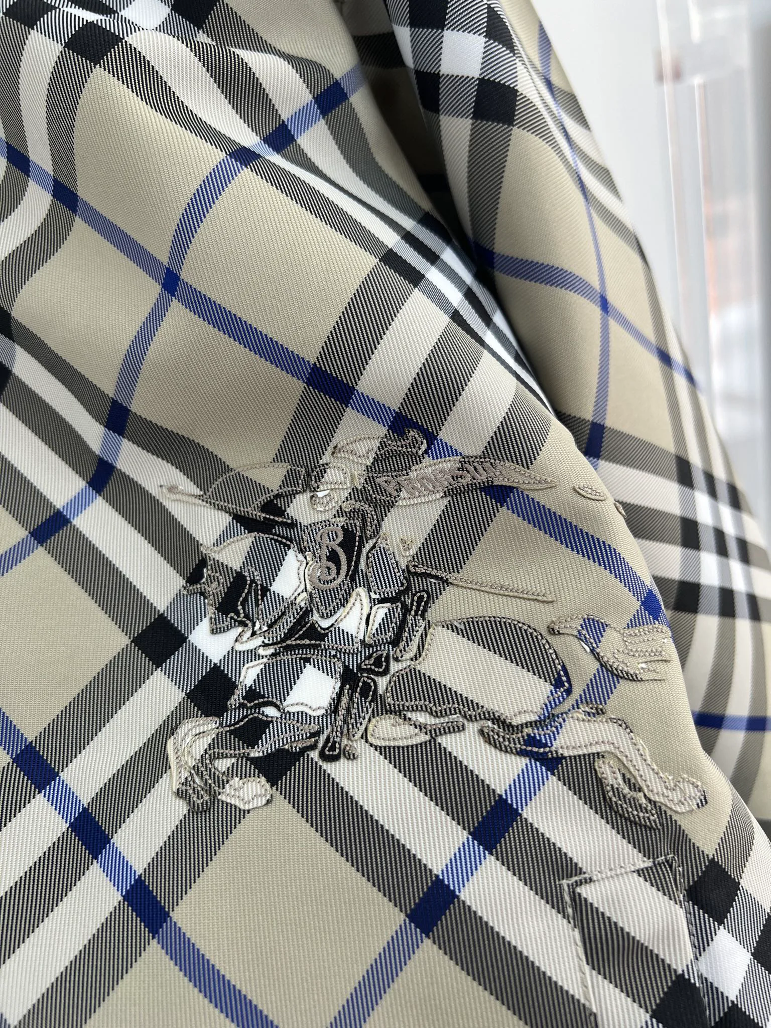 Women's Jackets And Down Jackets BURBERRY 18415772